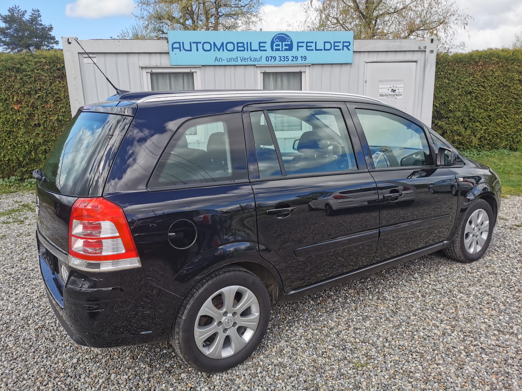 OPEL Zafira 2.2i 16V Edition Automatic