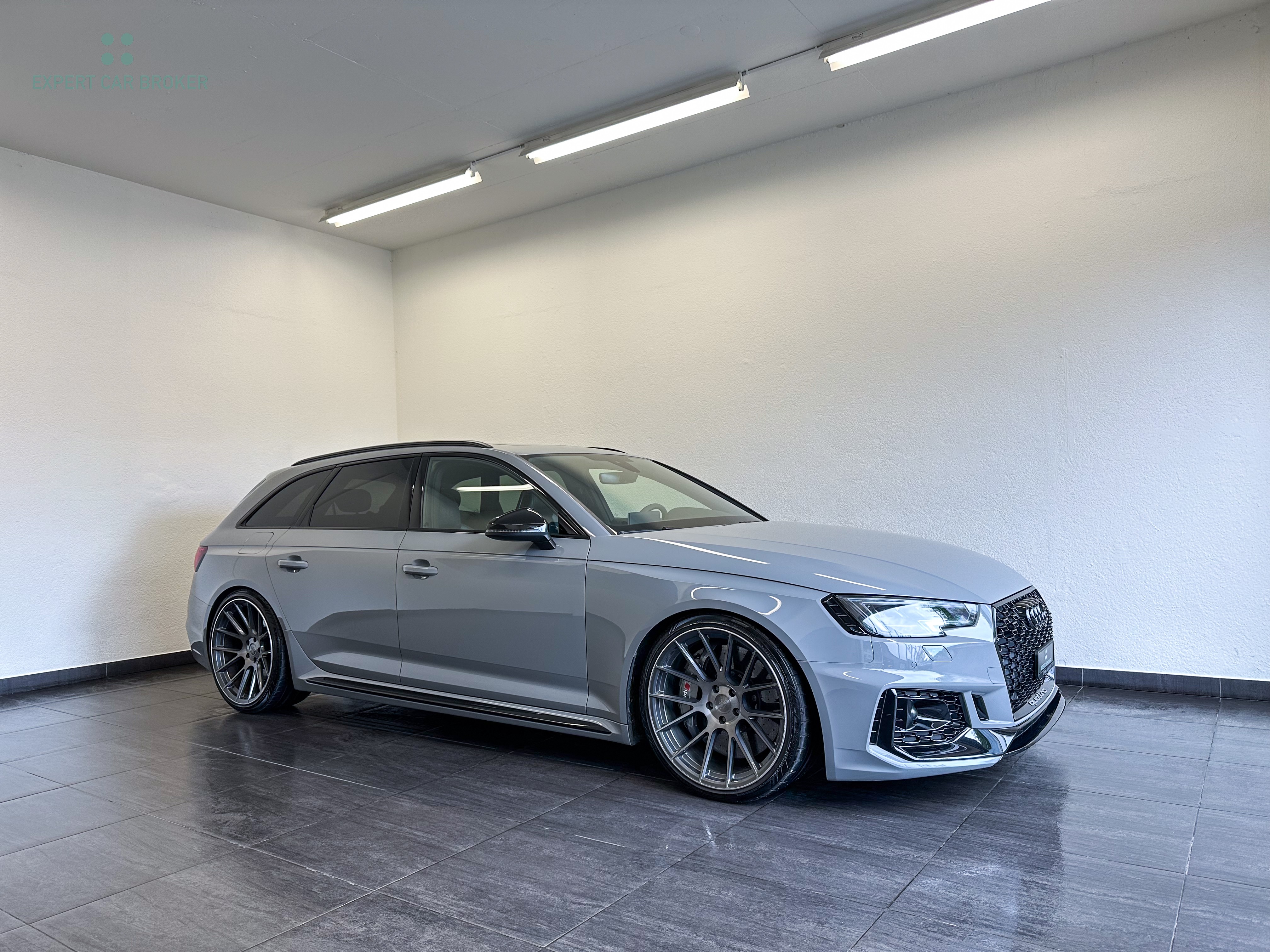 AUDI RS4 Avant 2.9 TFSI quattro tiptronic