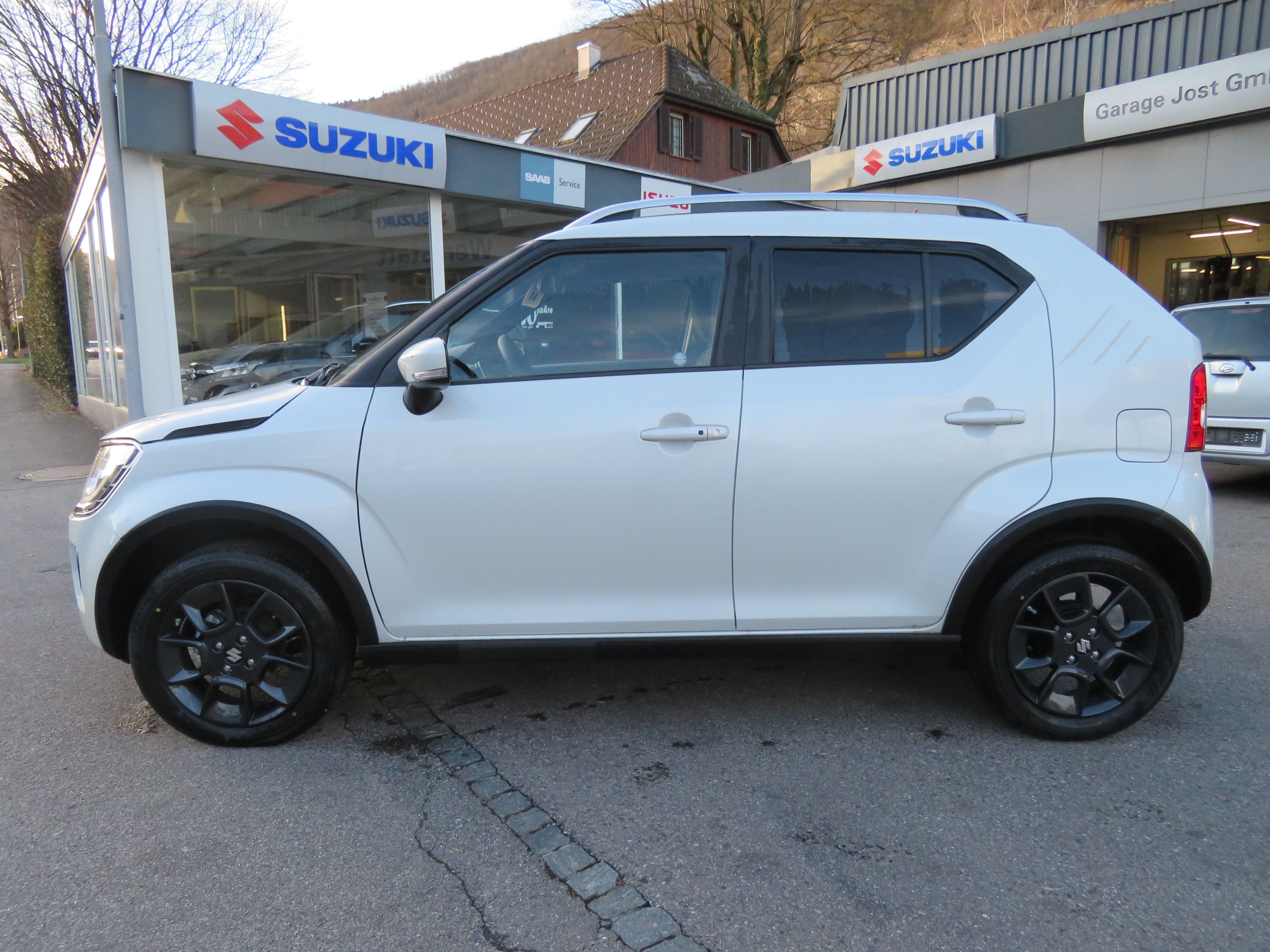 SUZUKI Ignis 1.2i Compact Top Hybrid 4x4