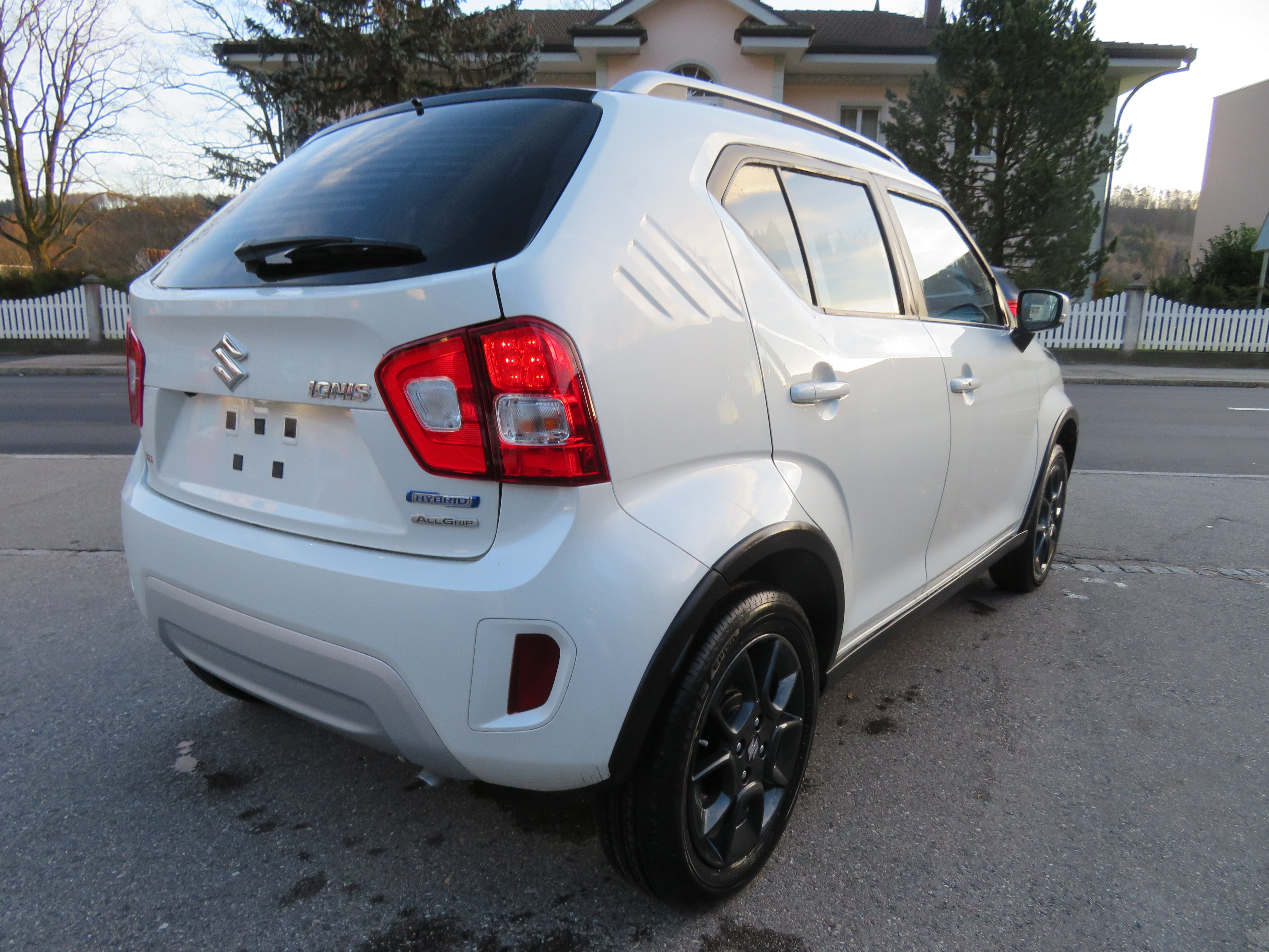 SUZUKI Ignis 1.2i Compact Top Hybrid 4x4