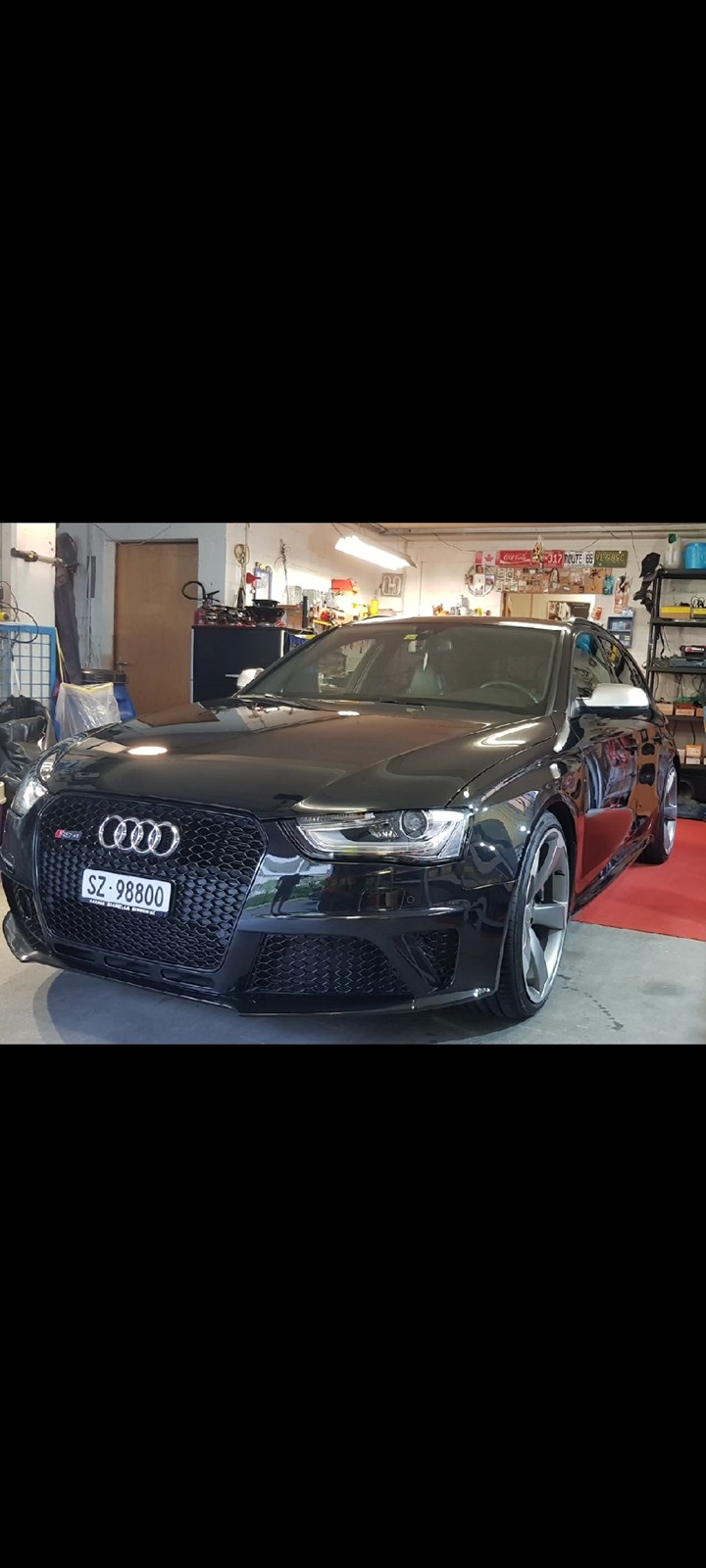 AUDI RS4 Avant 4.2 FSI V8 quattro S-tronic