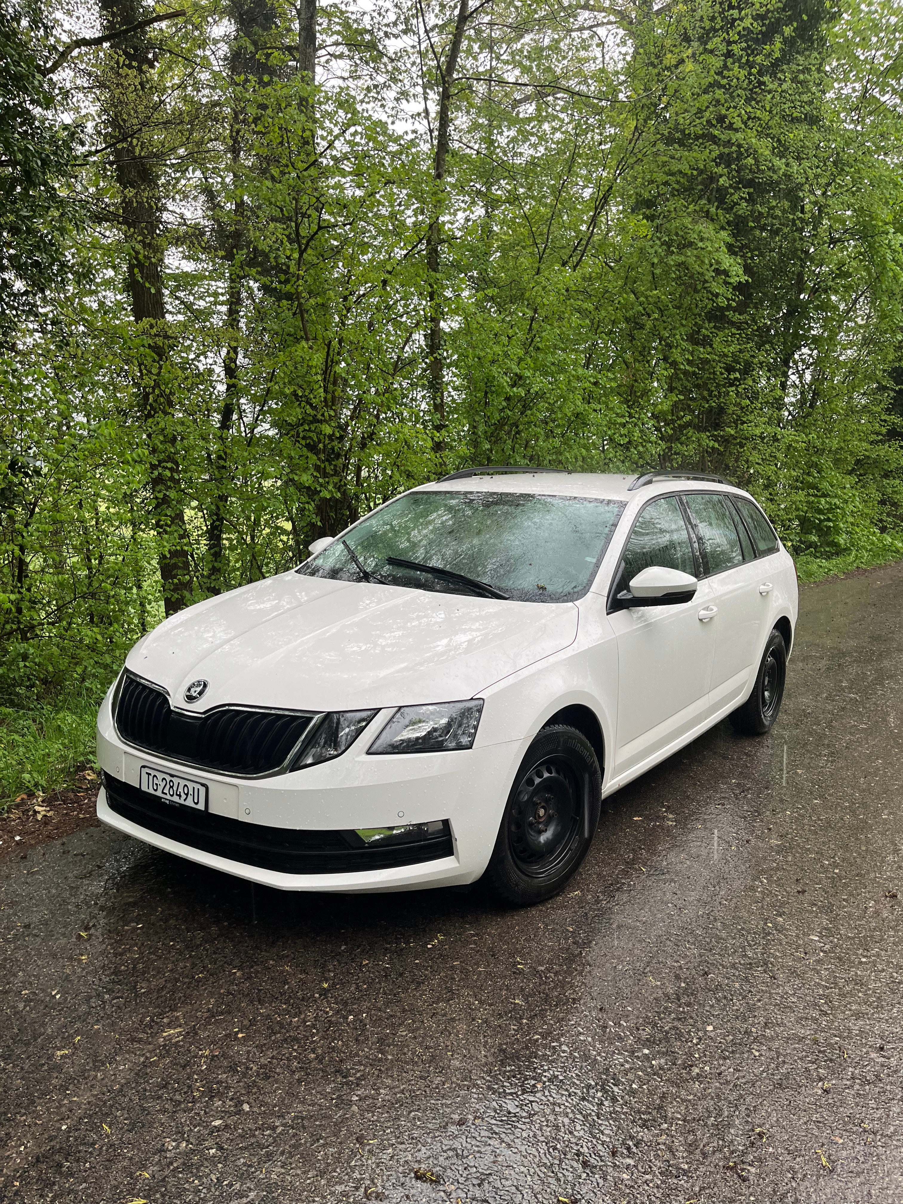 SKODA Octavia Combi 1.6 TDI Ambition DSG