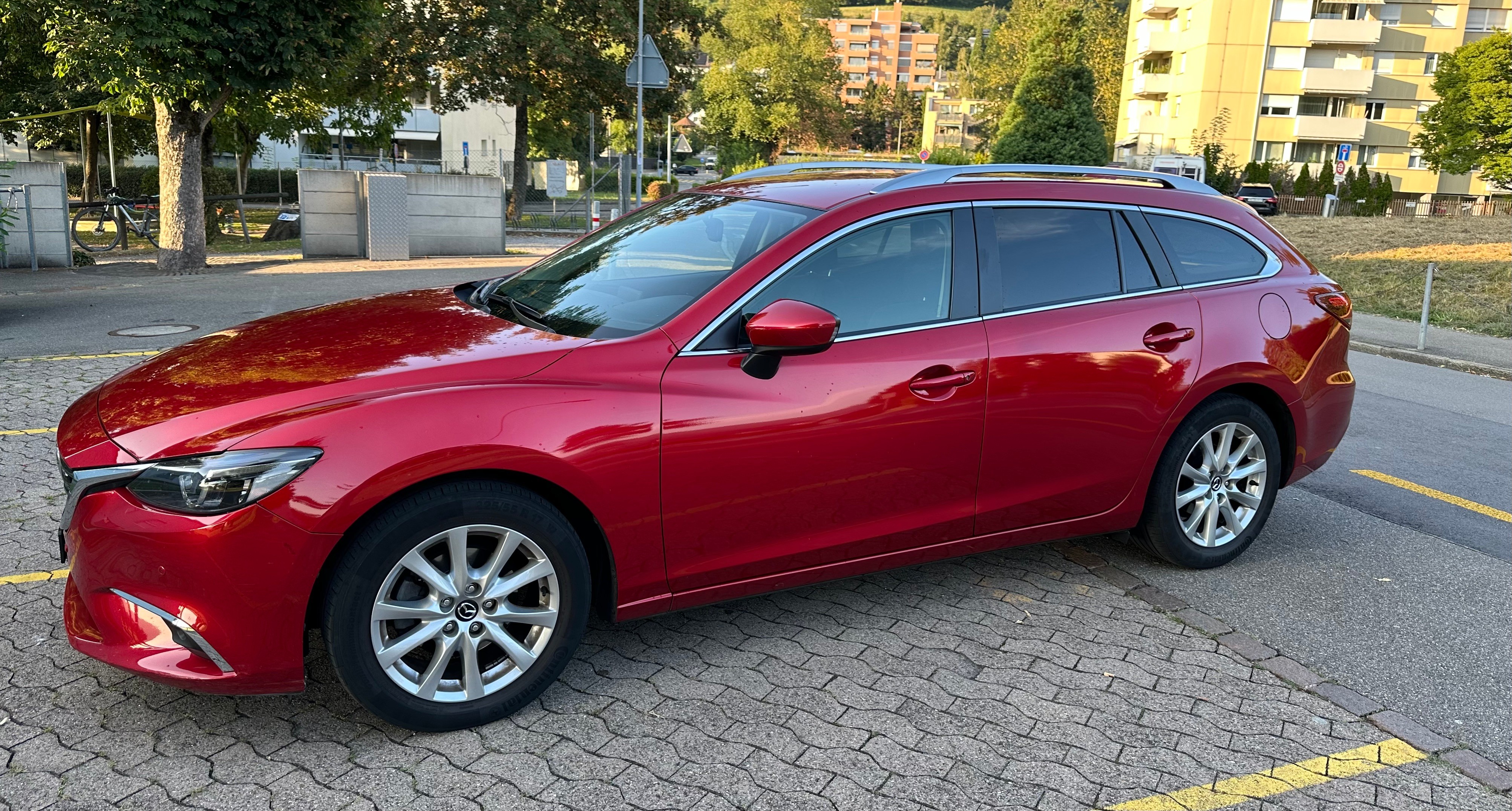 MAZDA 6 Sportwagon 2.2 D 16V Ambition AWD Skyactive-D