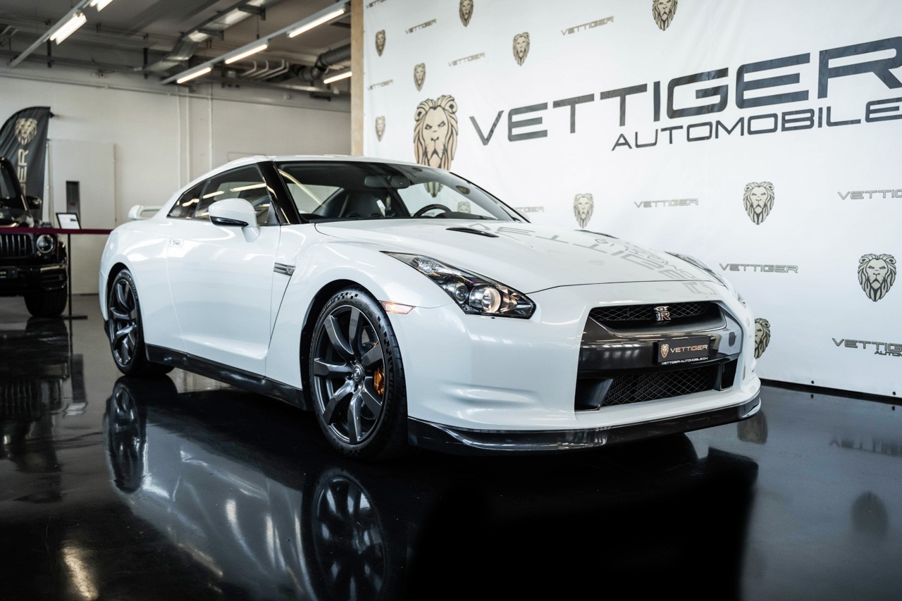 NISSAN GT-R 3.8 V6 Biturbo