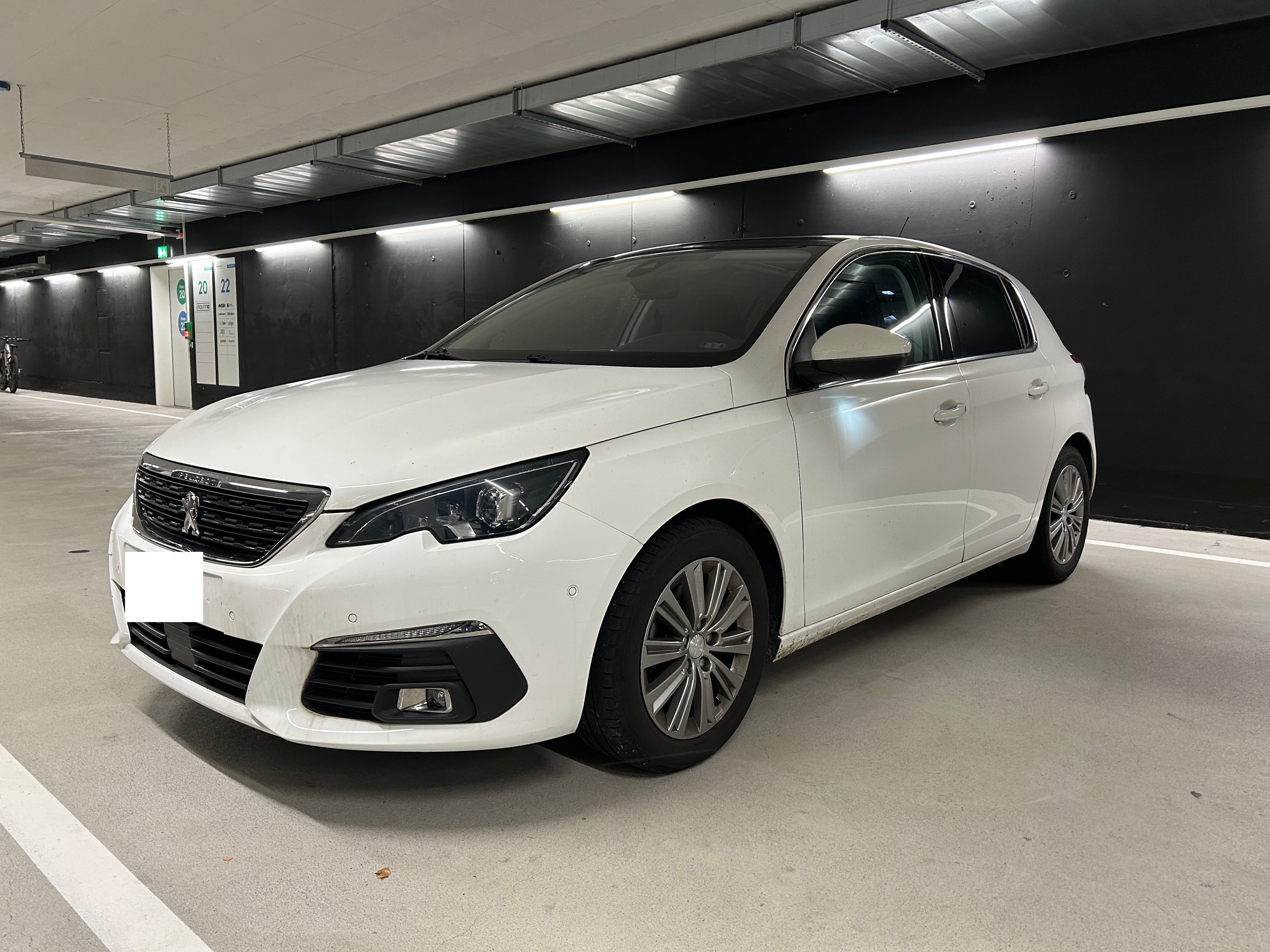 PEUGEOT 308 1.2 Pure Tech Allure