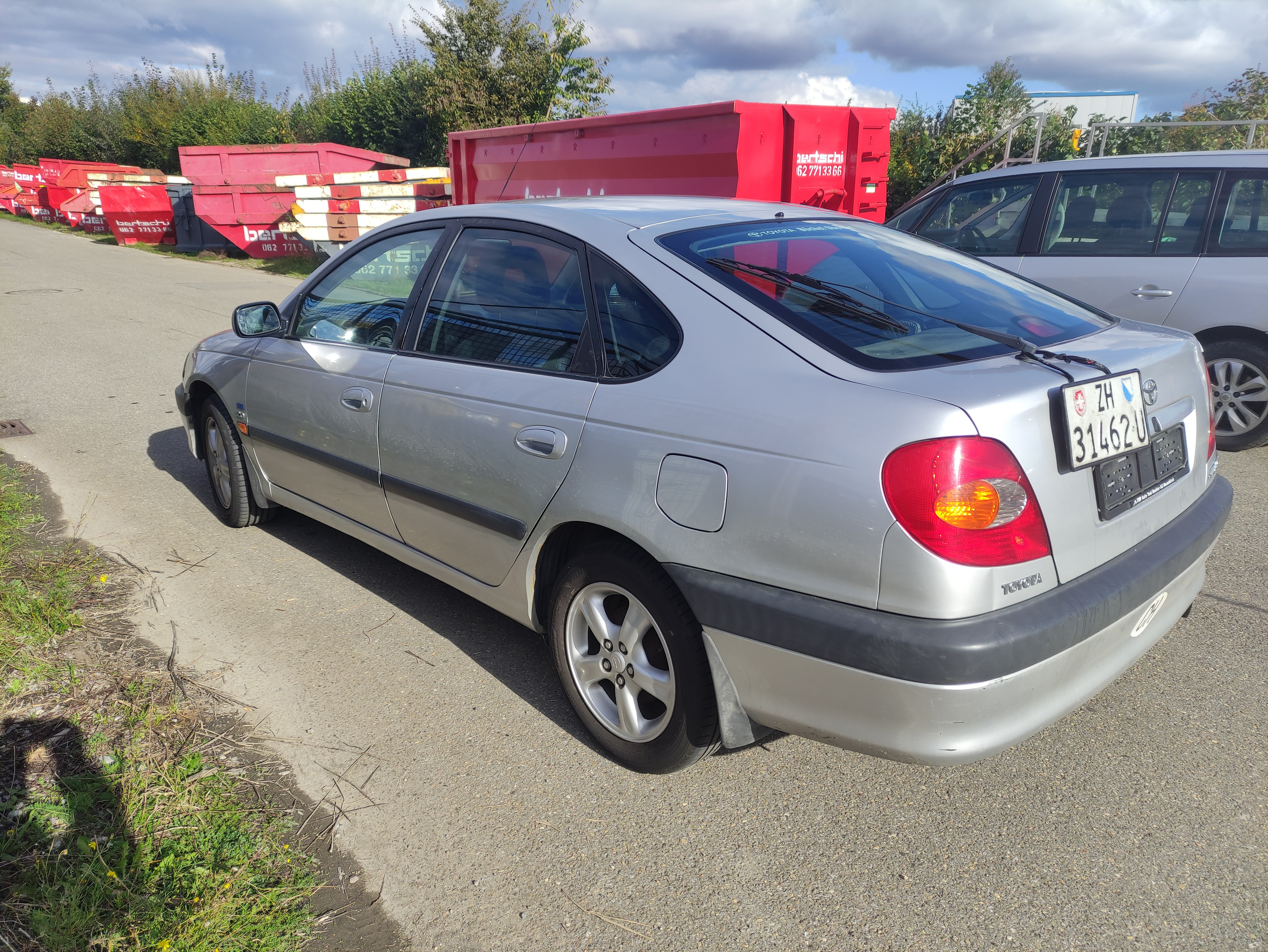 TOYOTA AVENSIS