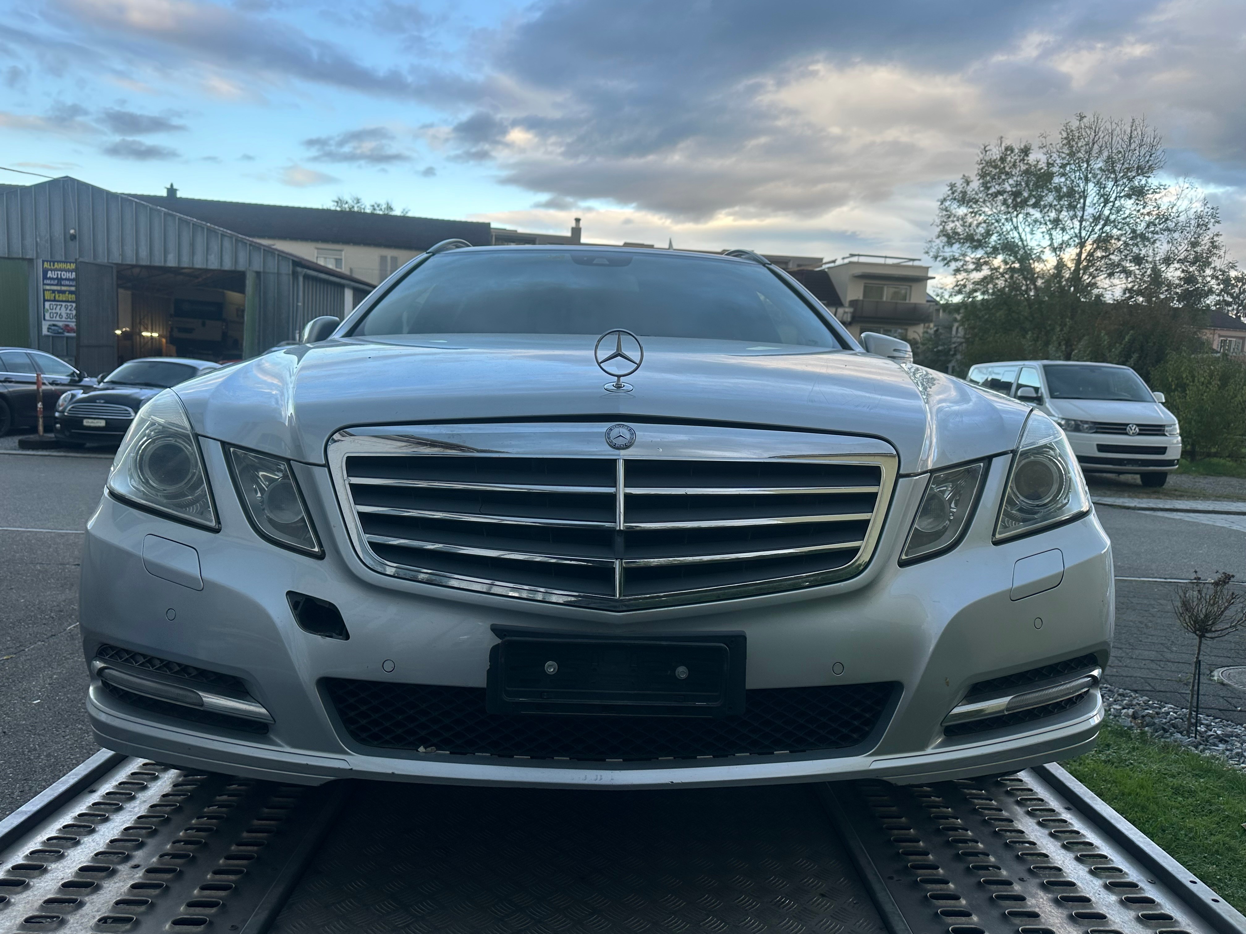 MERCEDES-BENZ E 220 CDI BlueEfficiency 7G-Tronic