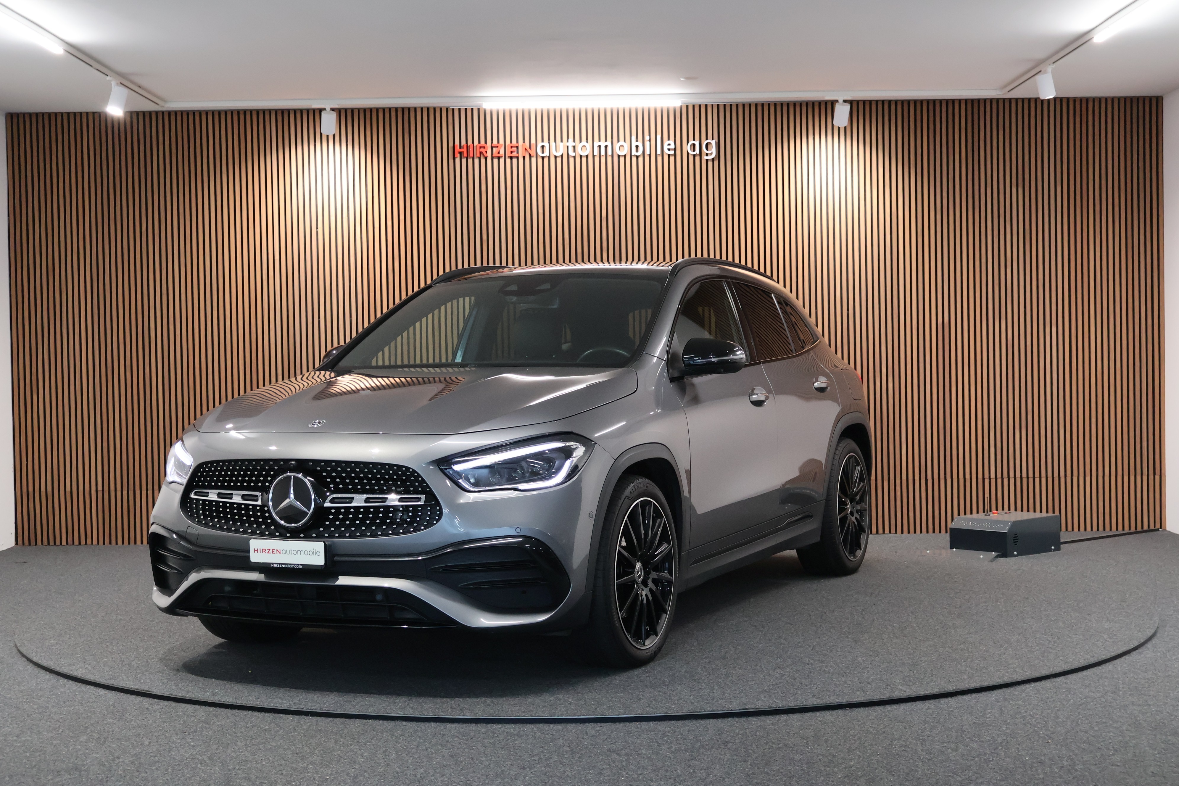 MERCEDES-BENZ GLA 220d 4Matic AMG Line 8G-DCT