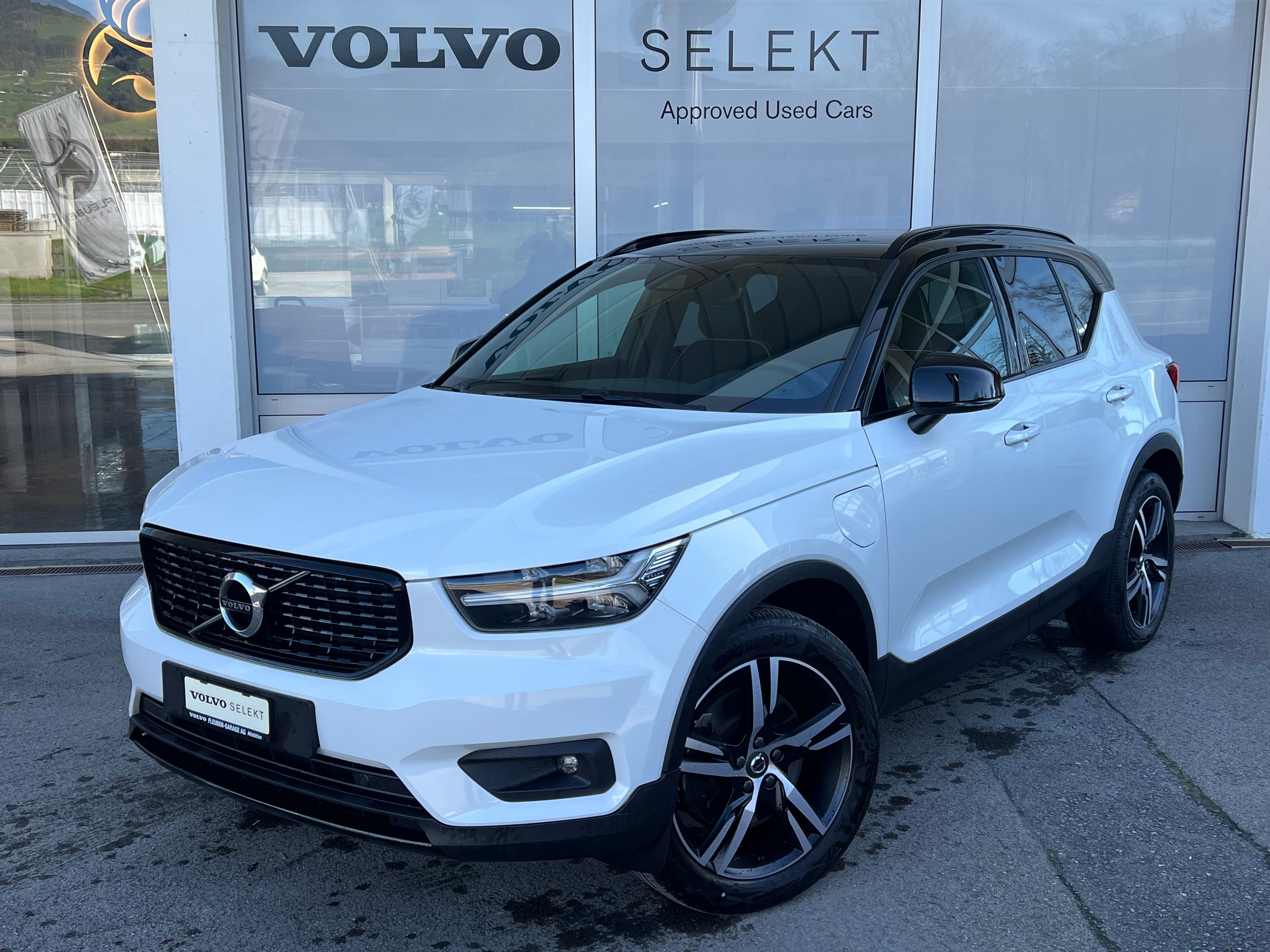 VOLVO XC40 T5 TwE R-Design