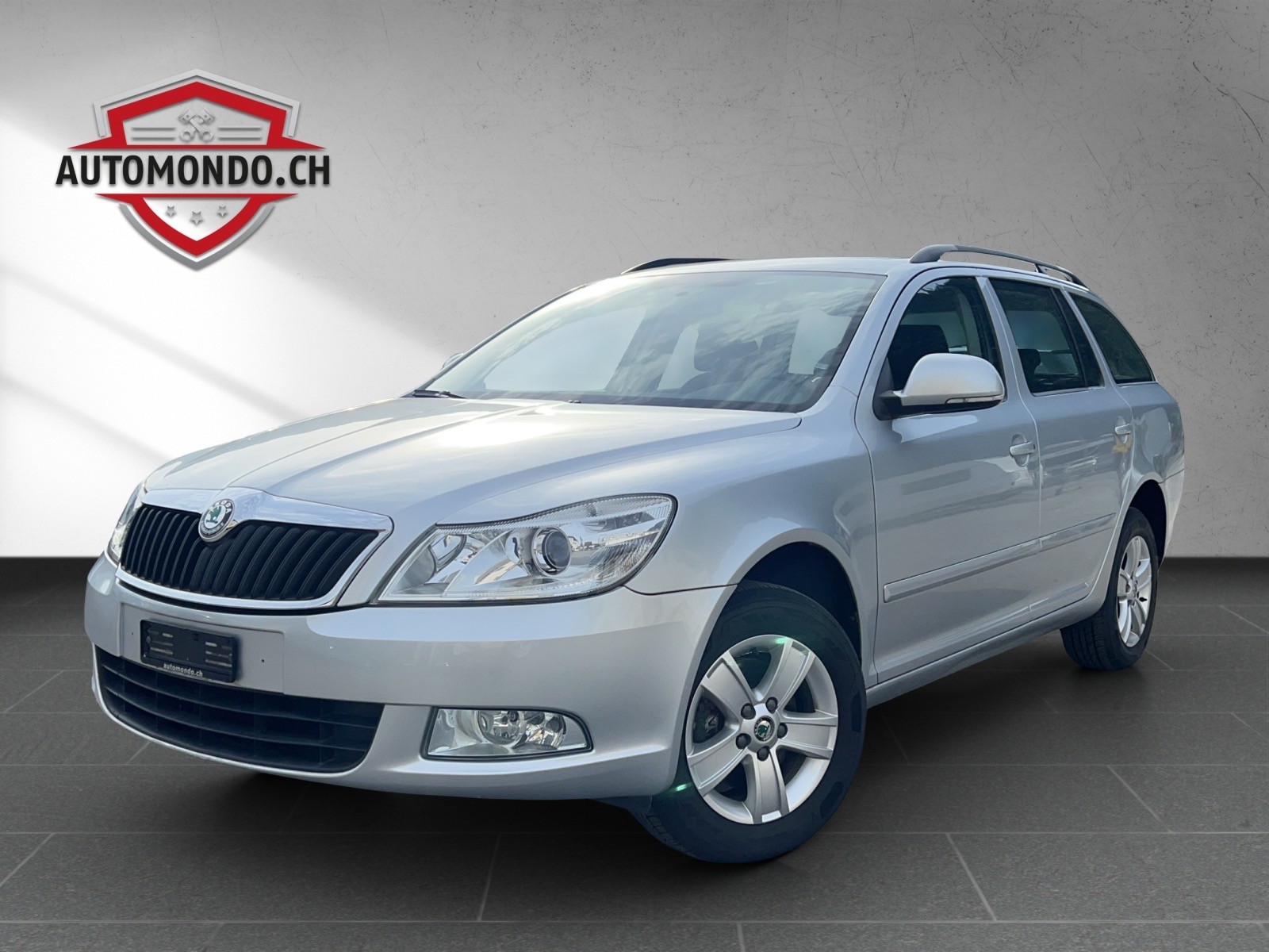 SKODA Octavia Combi 1.8 TSI Stöckli 4x4