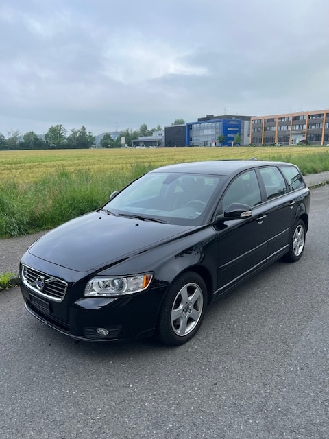 VOLVO V50 D3 Summum Geartronic