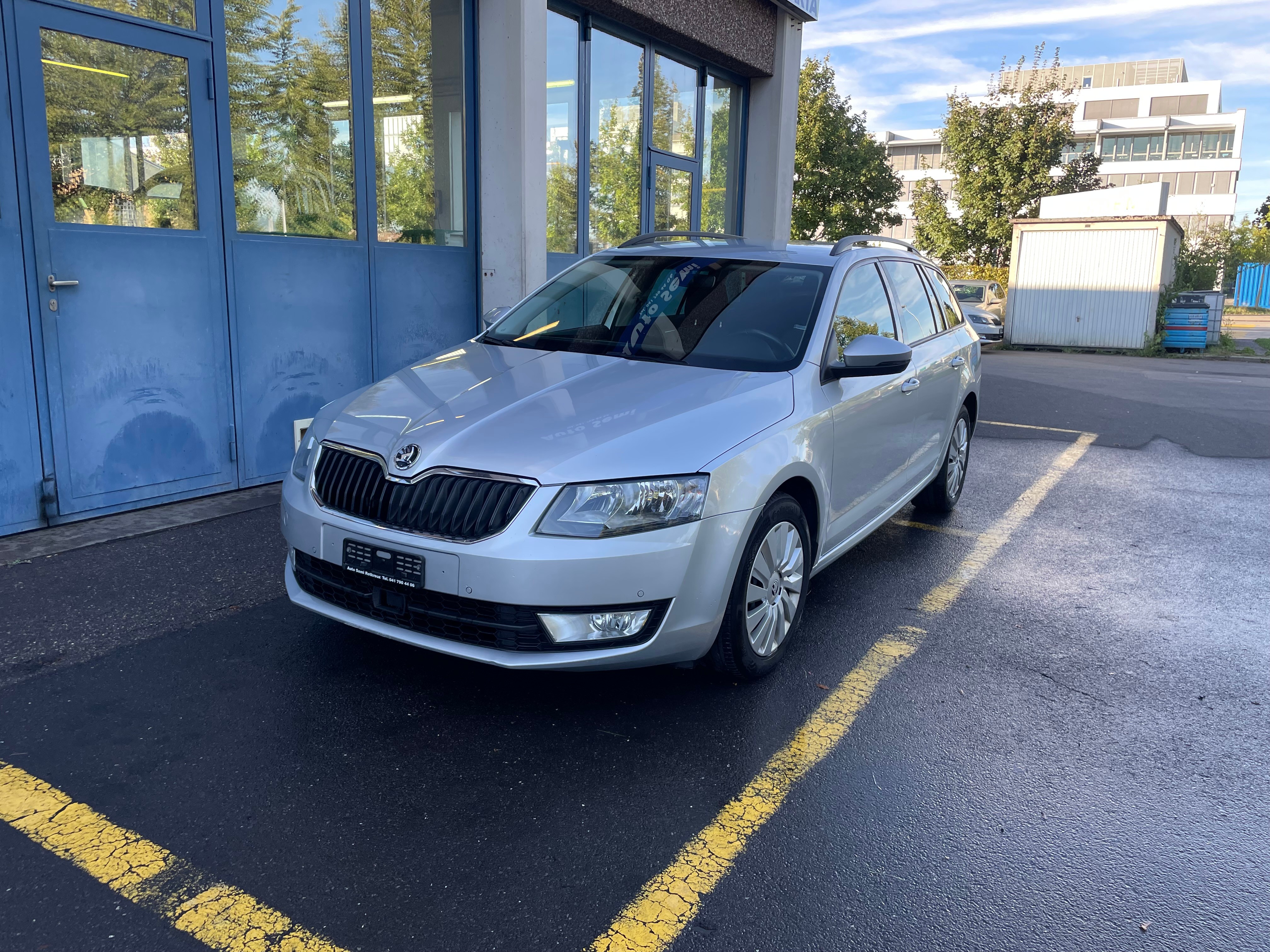 SKODA Octavia Combi 1.6 TDI Ambition DSG