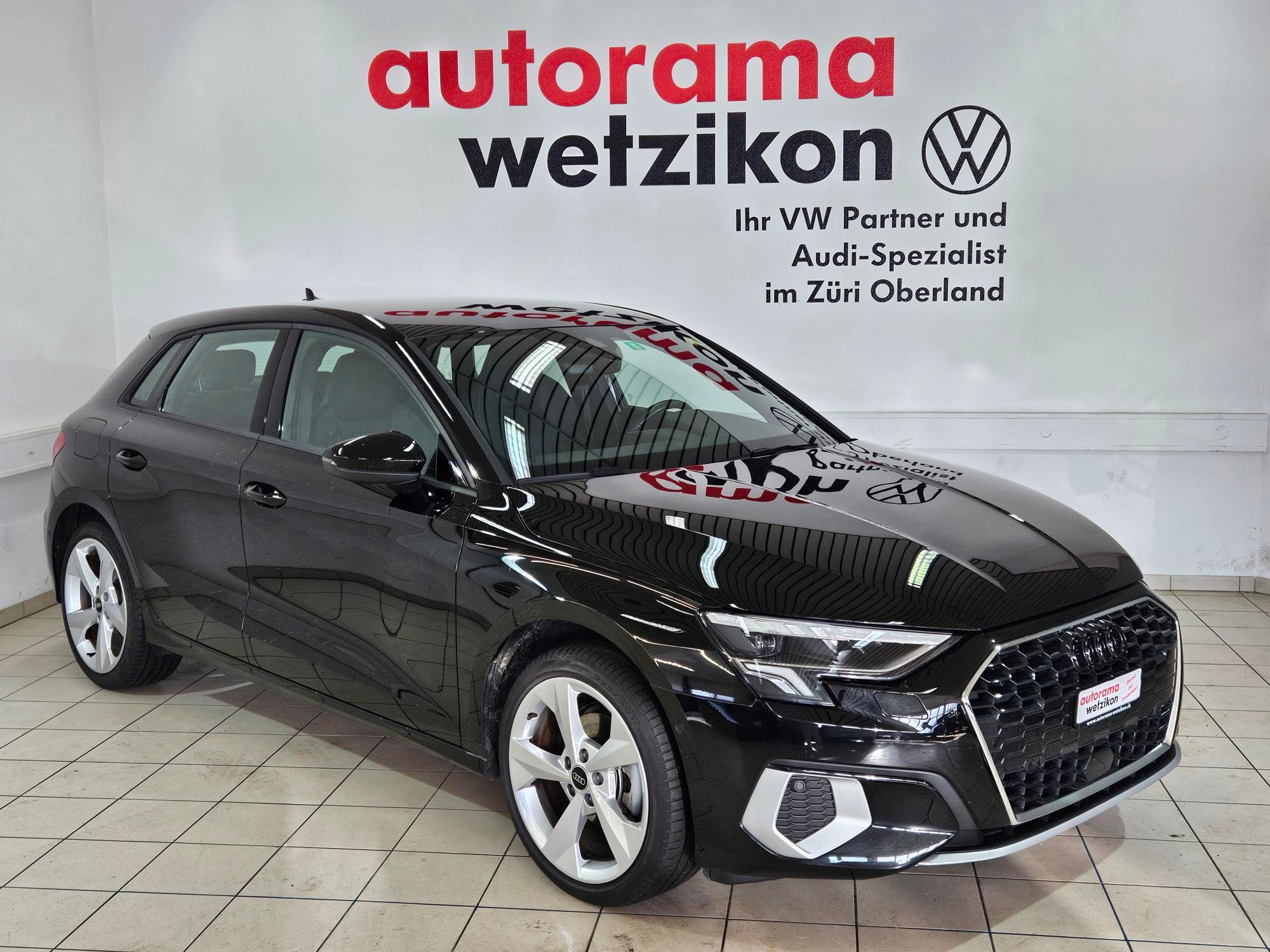 AUDI A3 Sportback 35 TFSI advanced Attraction S-Line