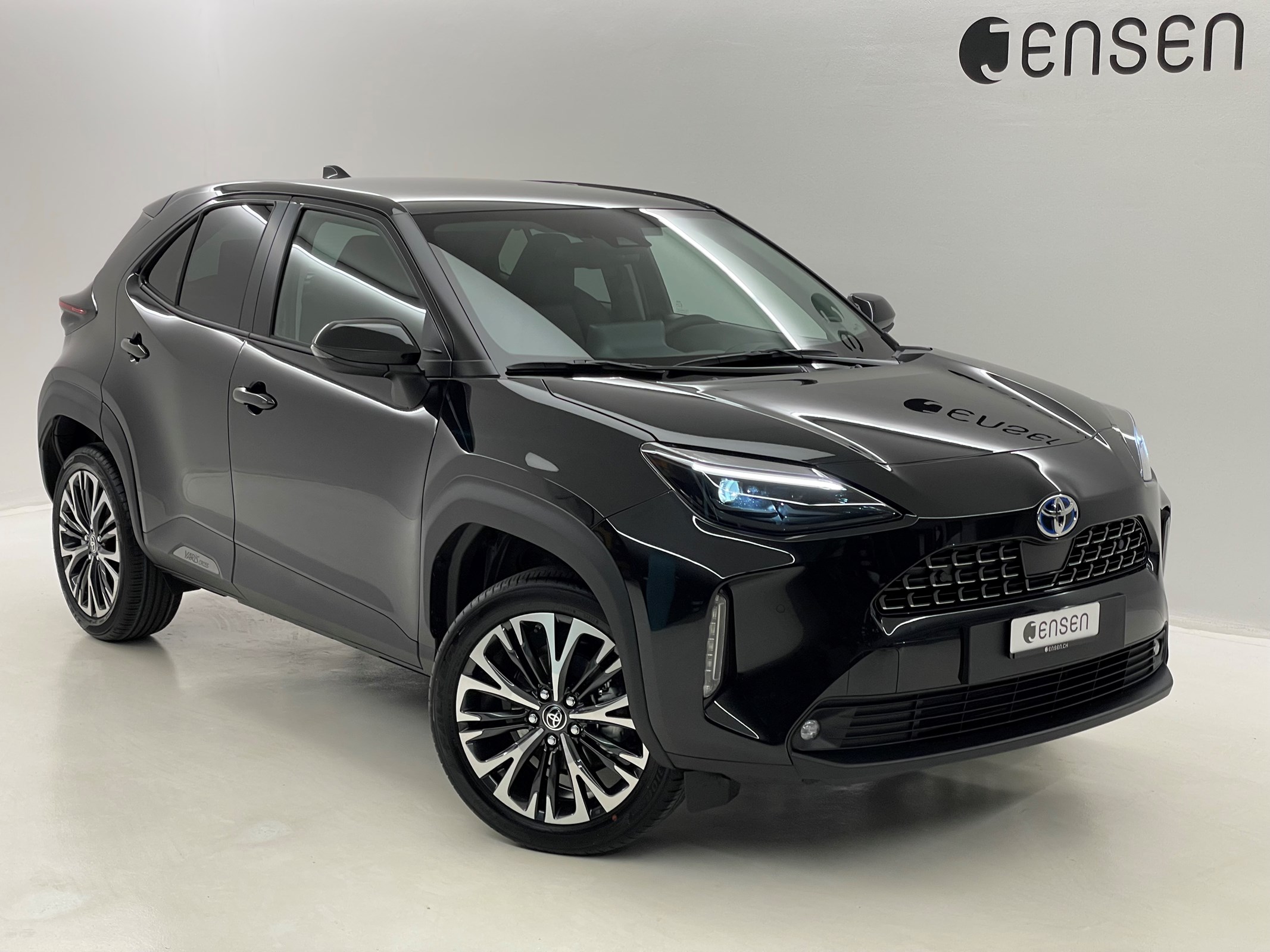 TOYOTA Yaris Cross Hybrid 1.5 Elegant AWD-i