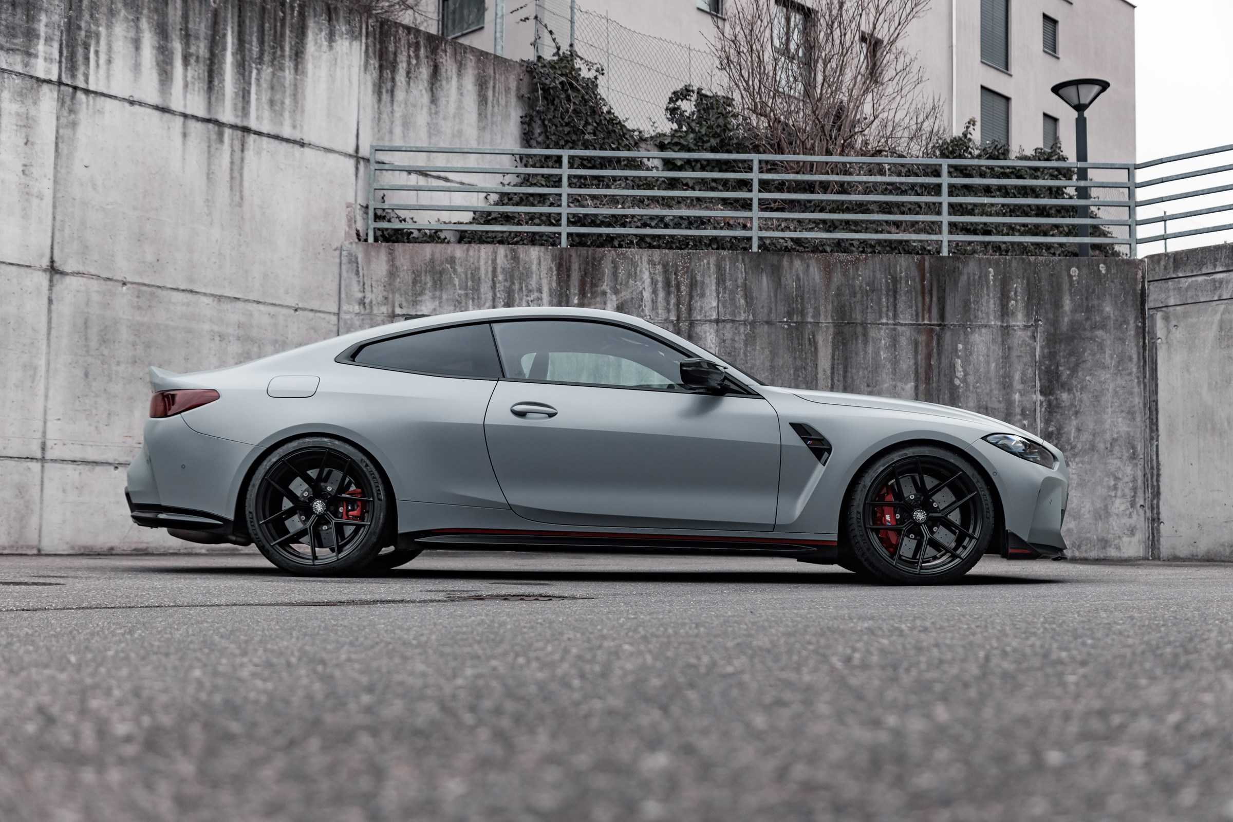 BMW M4 CSL Coupé