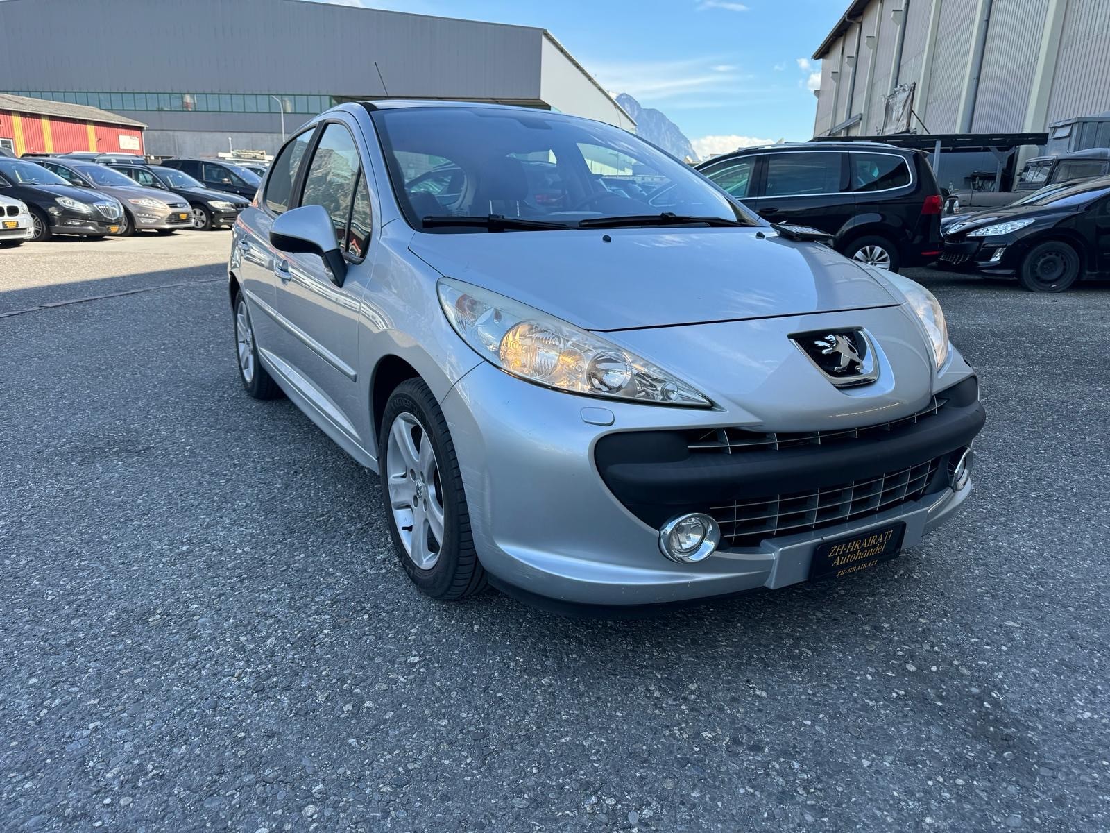 PEUGEOT 207 1.6 16V Black&Silver Automatic