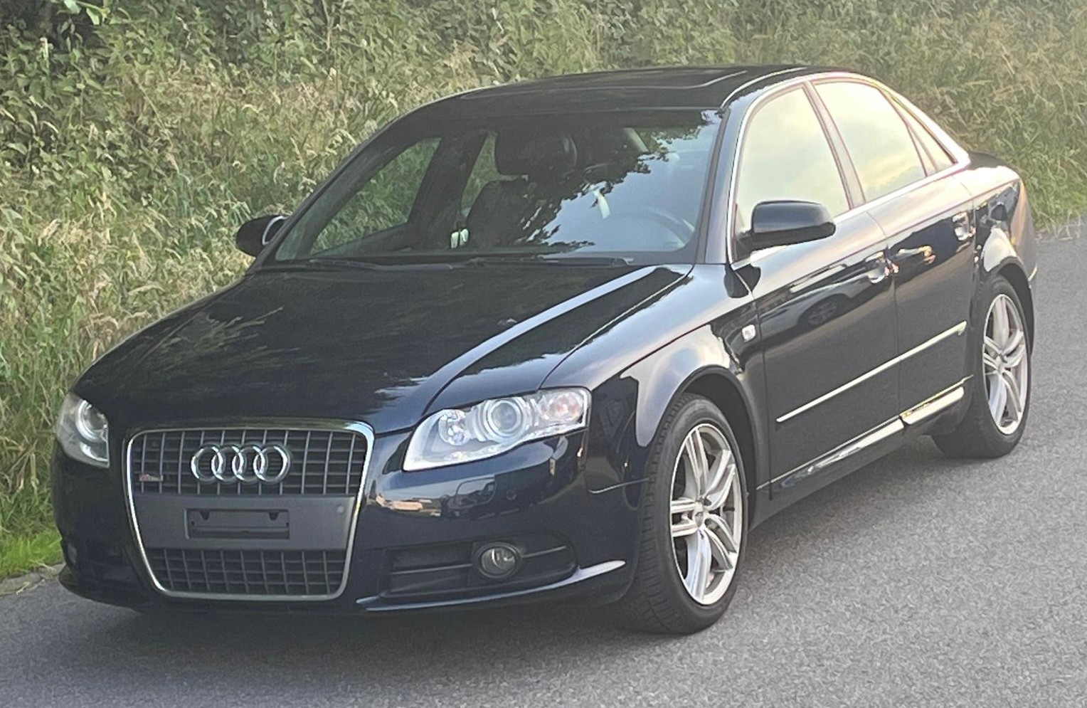 AUDI A4 2.0 Turbo FSI quattro