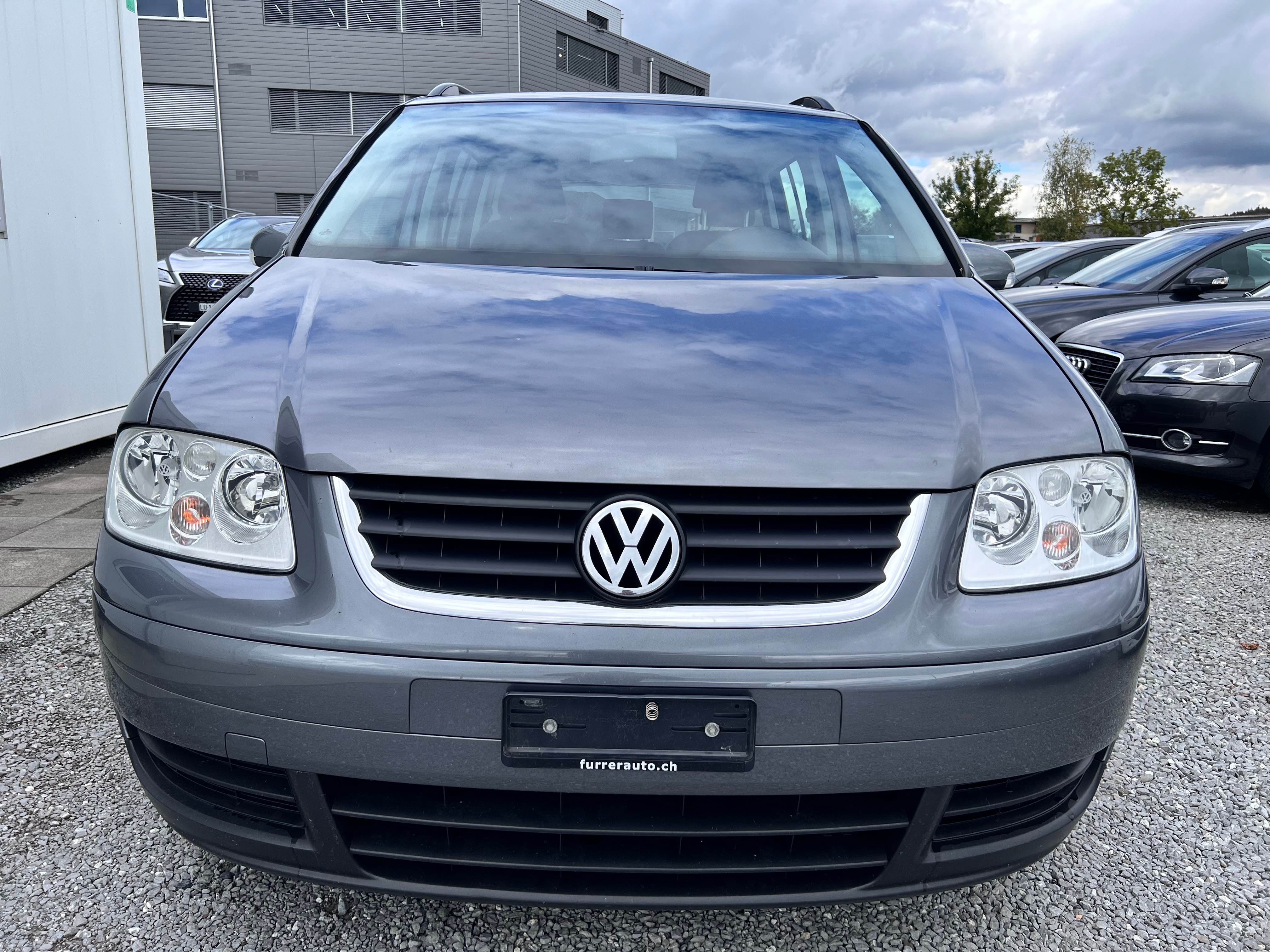 VW Touran 1.6 FSI Trendline