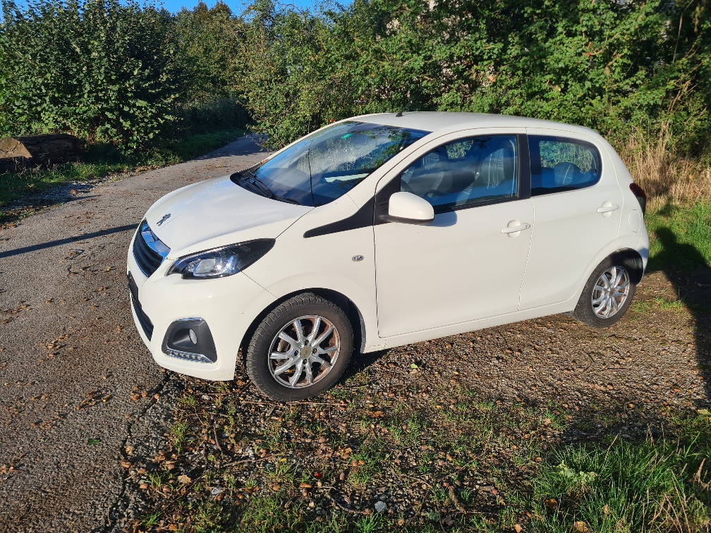 PEUGEOT 108 1.2 VTi Allure Top