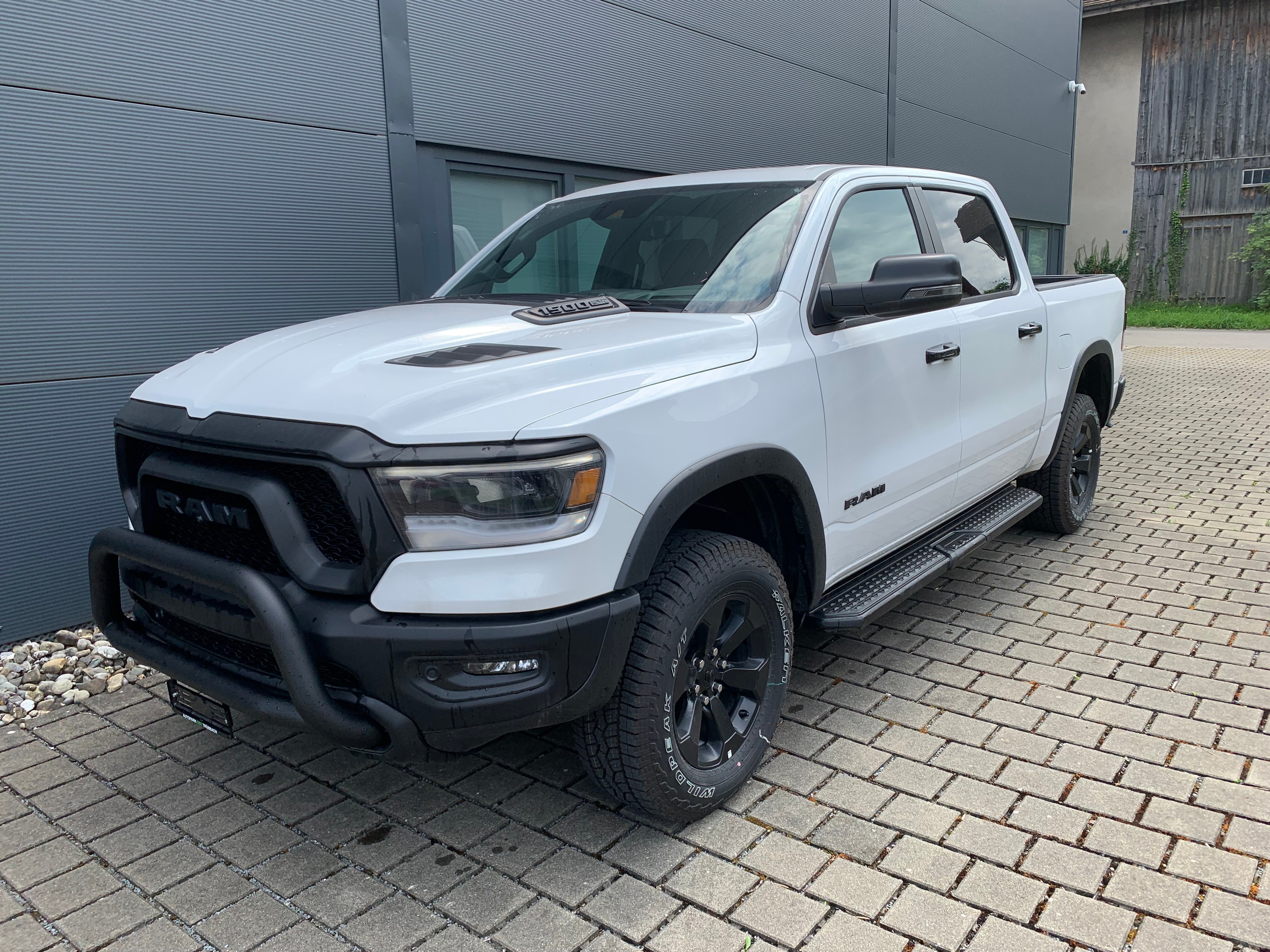 DODGE Ram 1500 Rebel Crew Cab Night Edition 5.7 V8