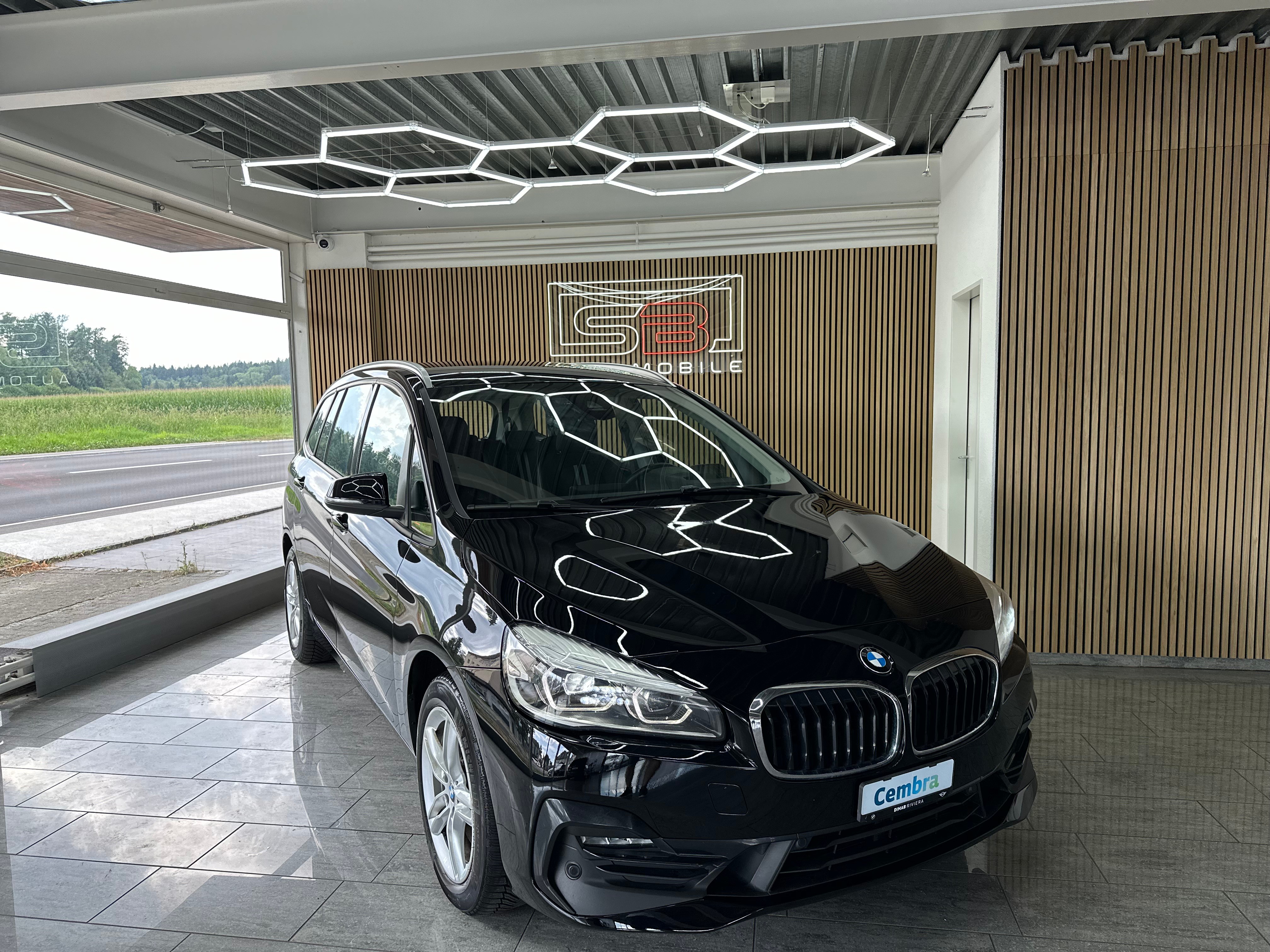 BMW 220d xDrive Gran Tourer Steptronic Sport Line