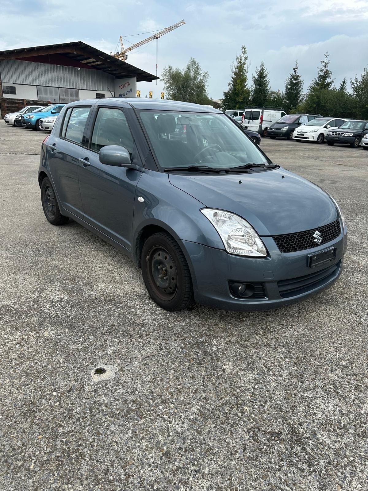 SUZUKI Swift 1.3i 16V GL Top Piz Sulai LE 4x4