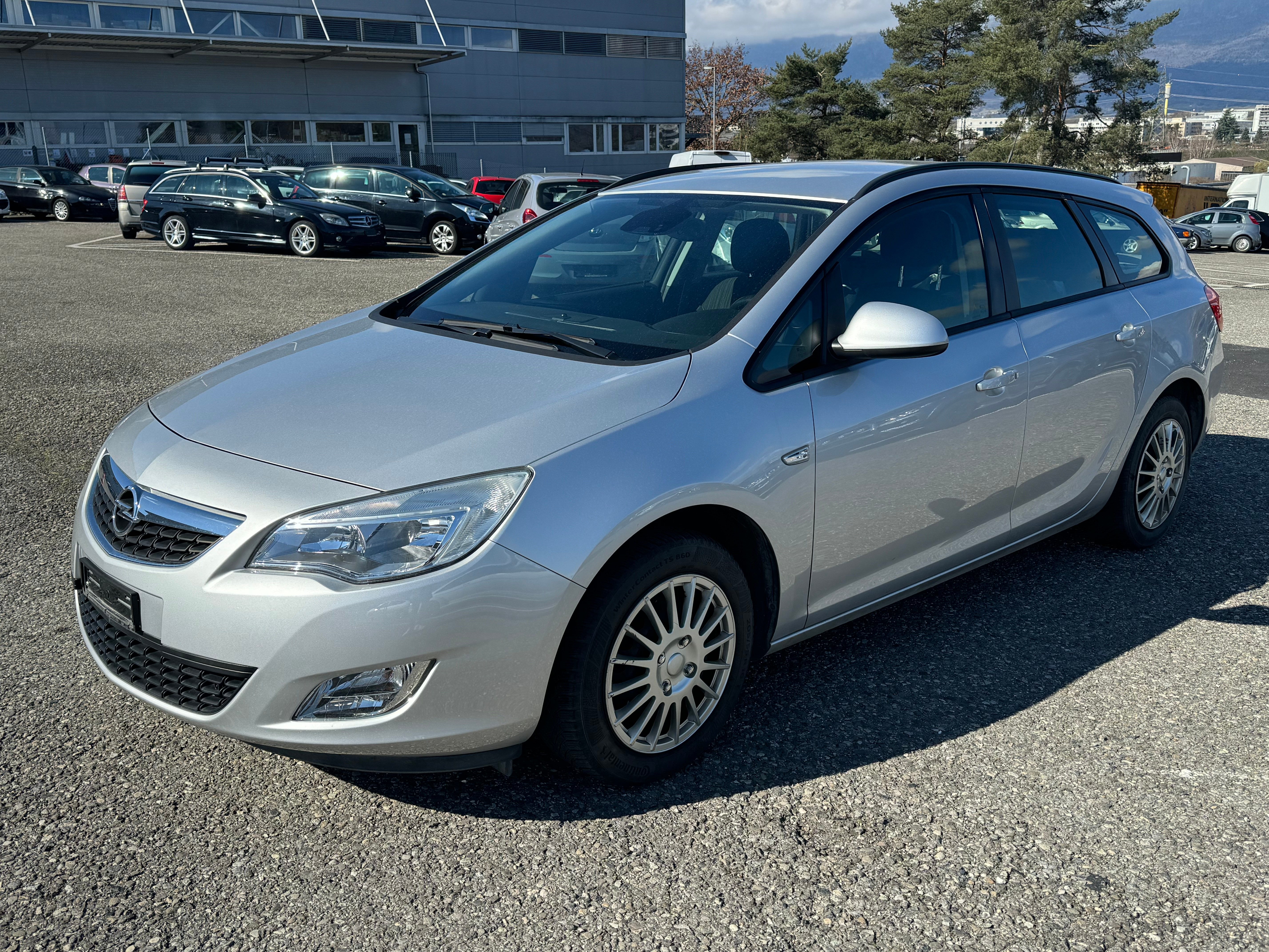 OPEL Astra SportsTourer 1.4i 16V Turbo