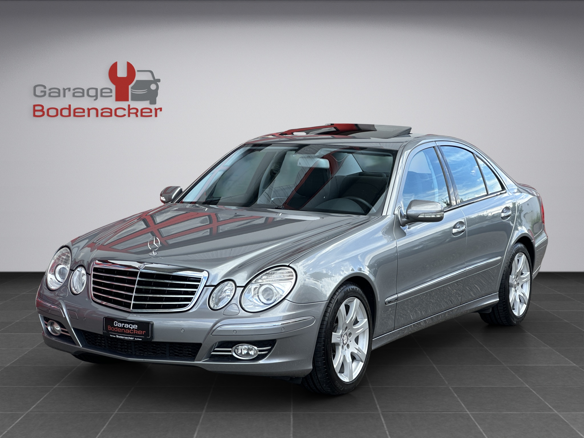 MERCEDES-BENZ E 300 BlueTEC V6 CDI Avantgarde 7G-TRONIC