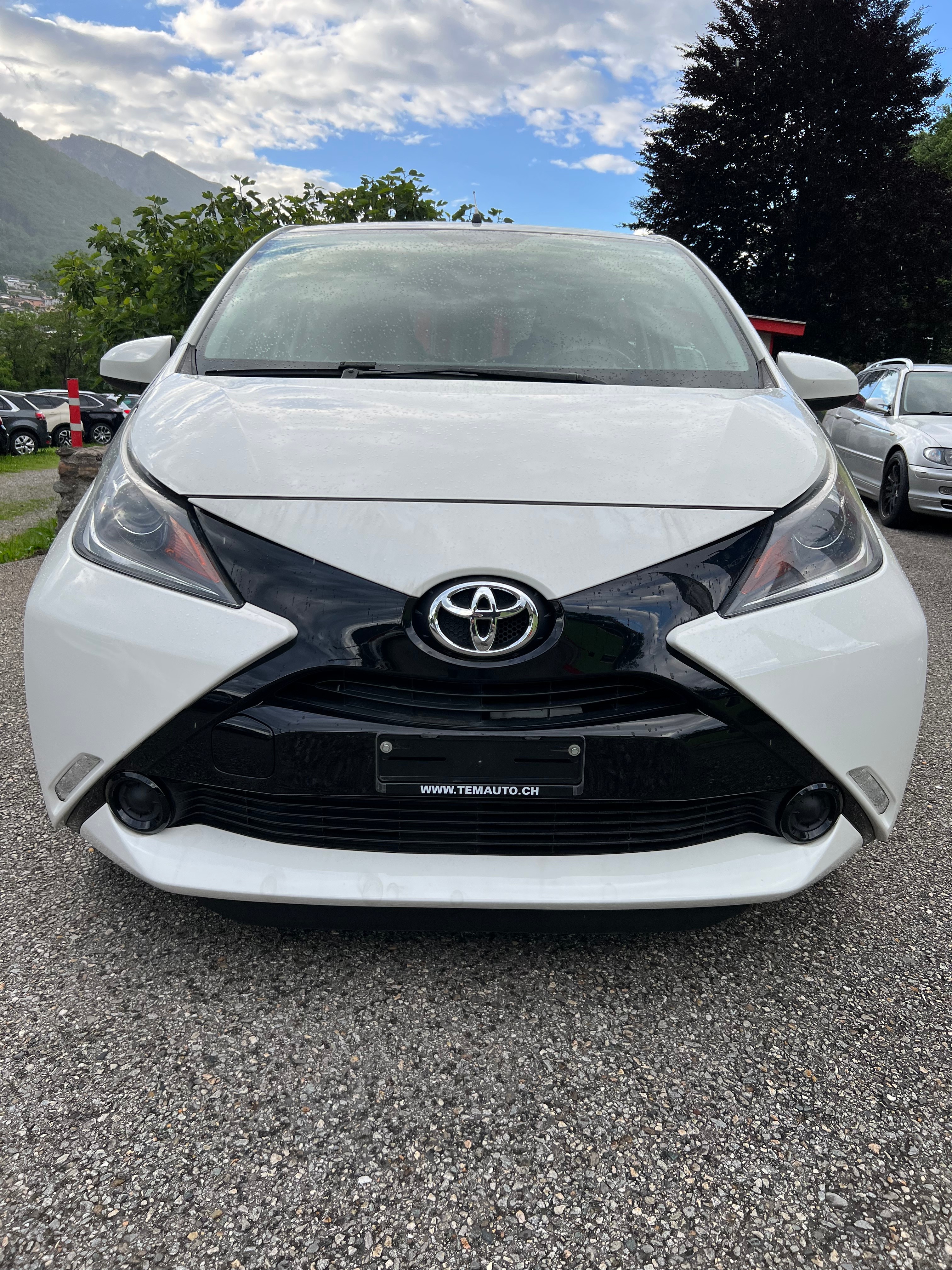 TOYOTA Aygo 1.0 VVT-i x