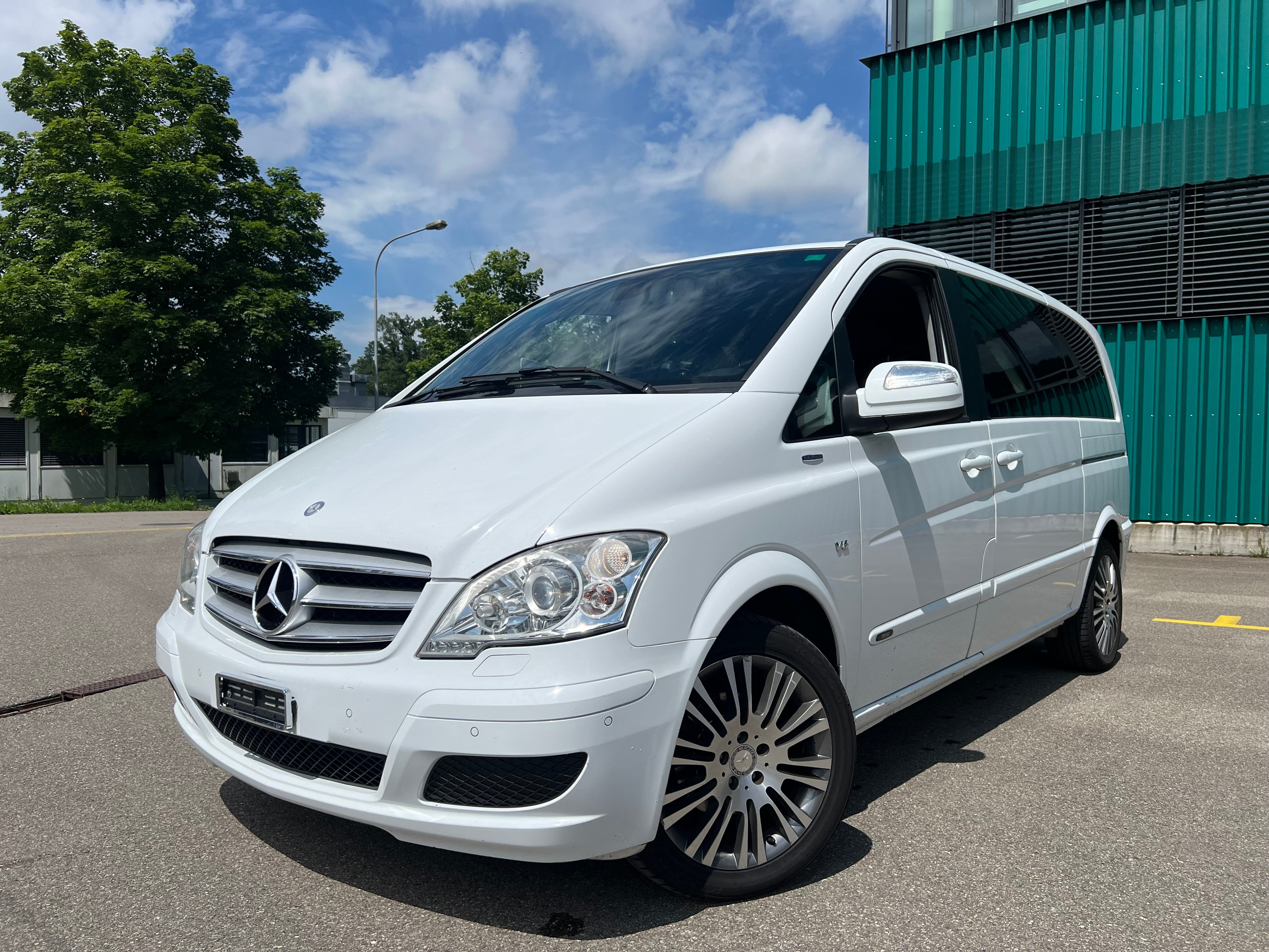 MERCEDES-BENZ Viano 3.0 CDI Blue Efficiency Trend A