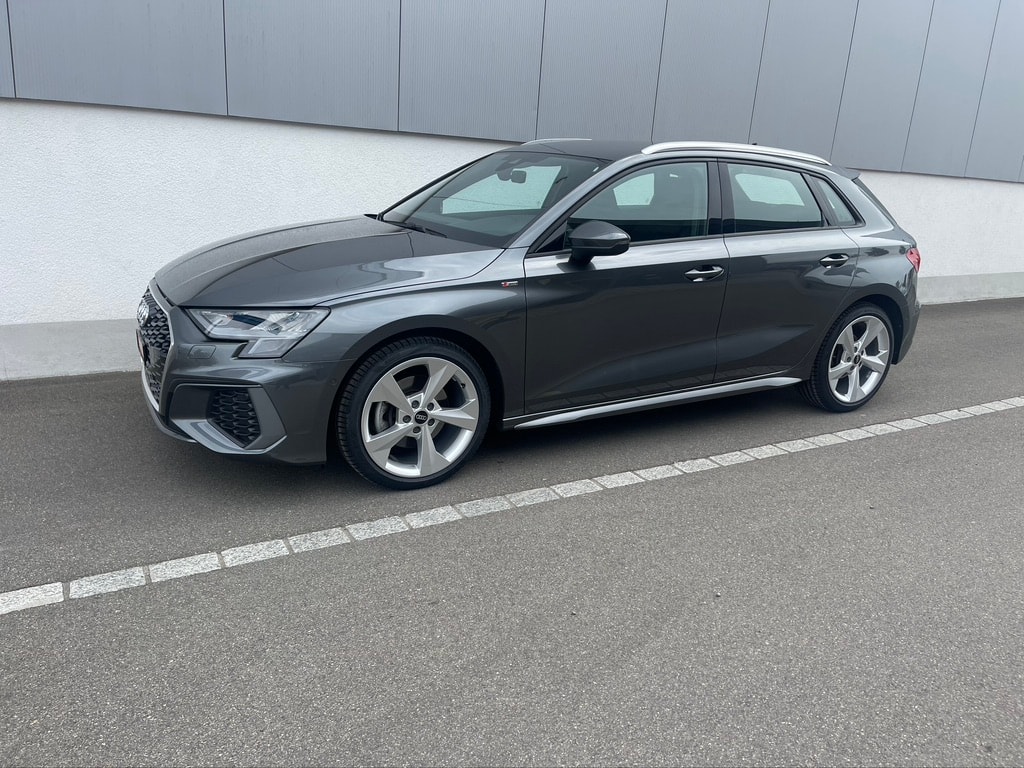 AUDI A3 Sportback 40 TFSI S line quattro