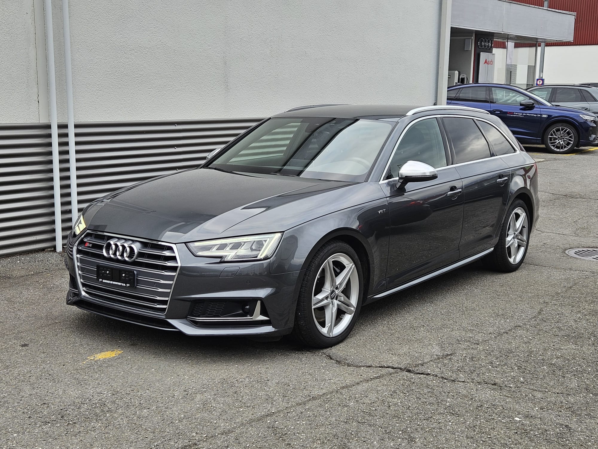 AUDI S4 Avant 3.0 TFSI quattro tiptronic