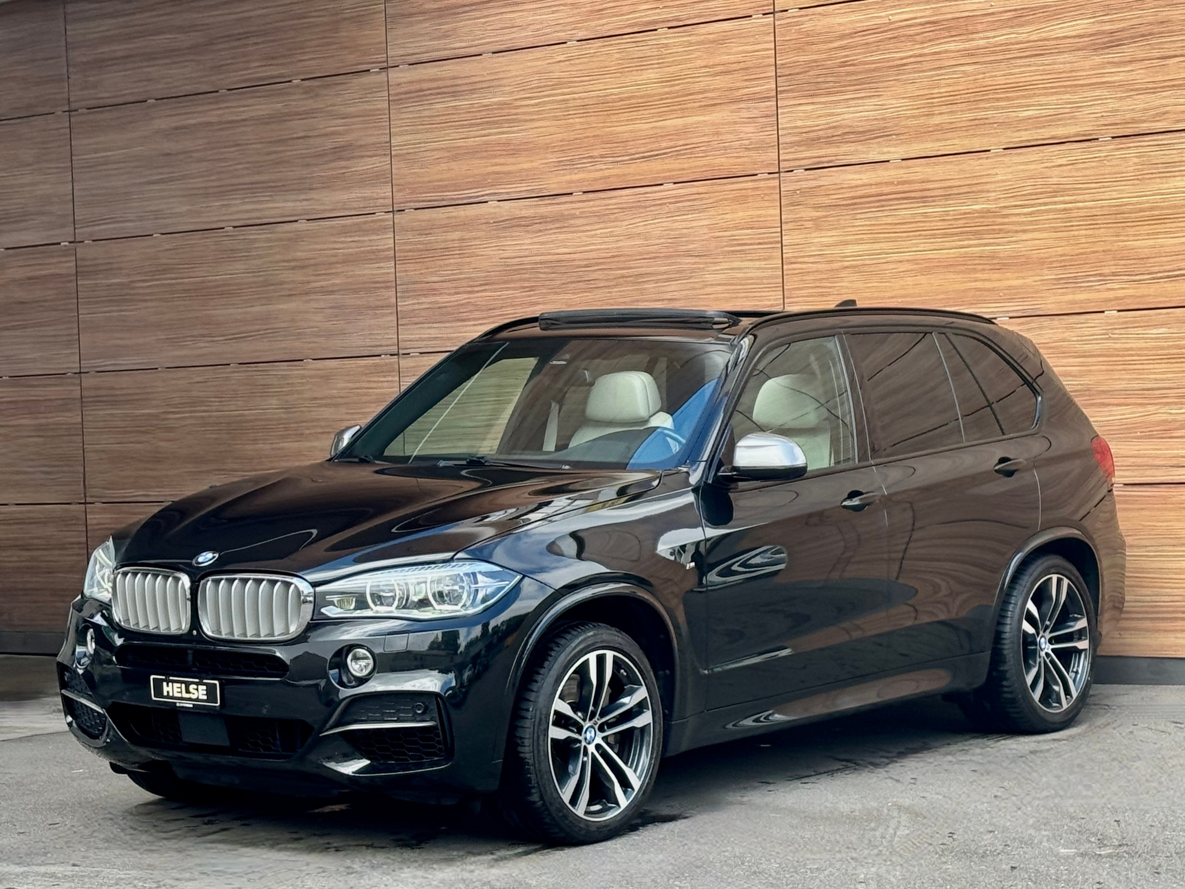 BMW X5 xDrive M50d Steptronic - ab MFK - Panoramadach - Harman/Kardon - Head-Up-Display - 8-fach Alu -