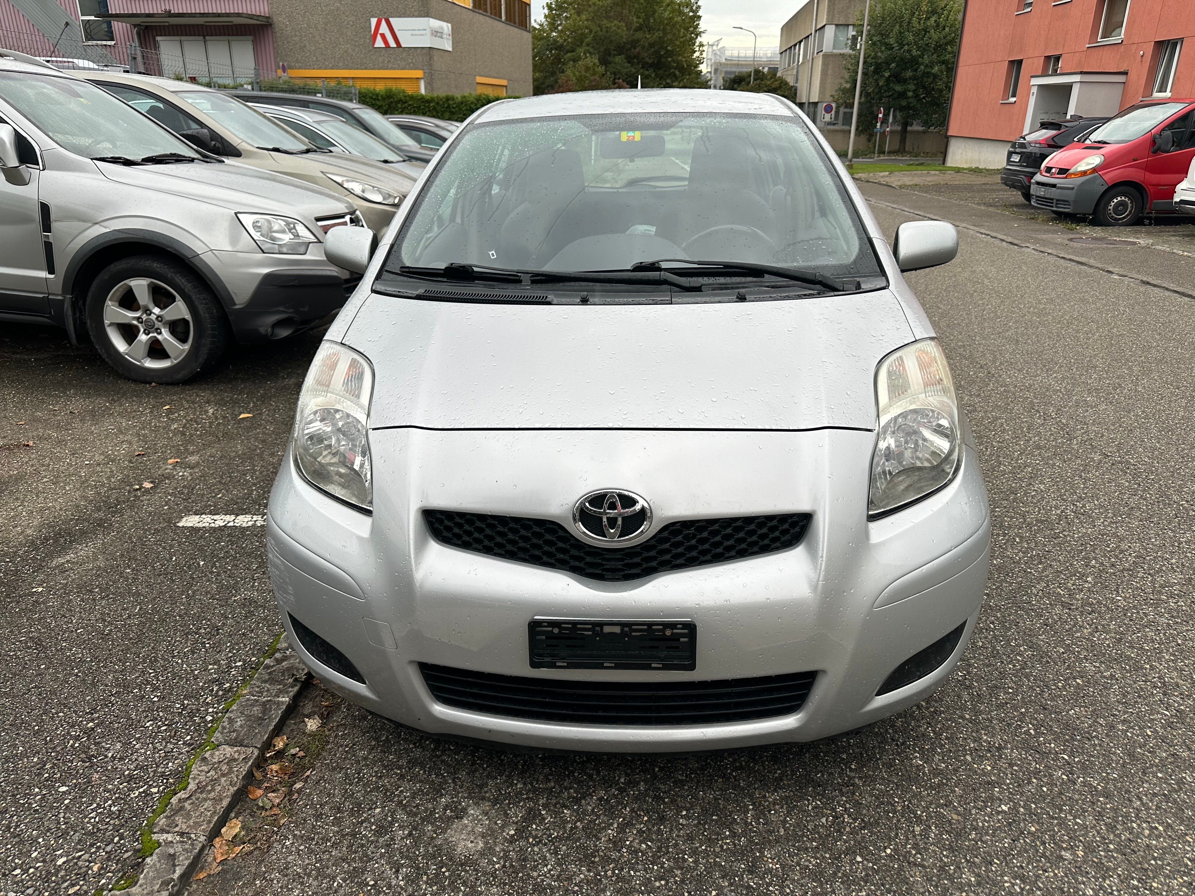 TOYOTA Yaris 1.33 Linea Luna