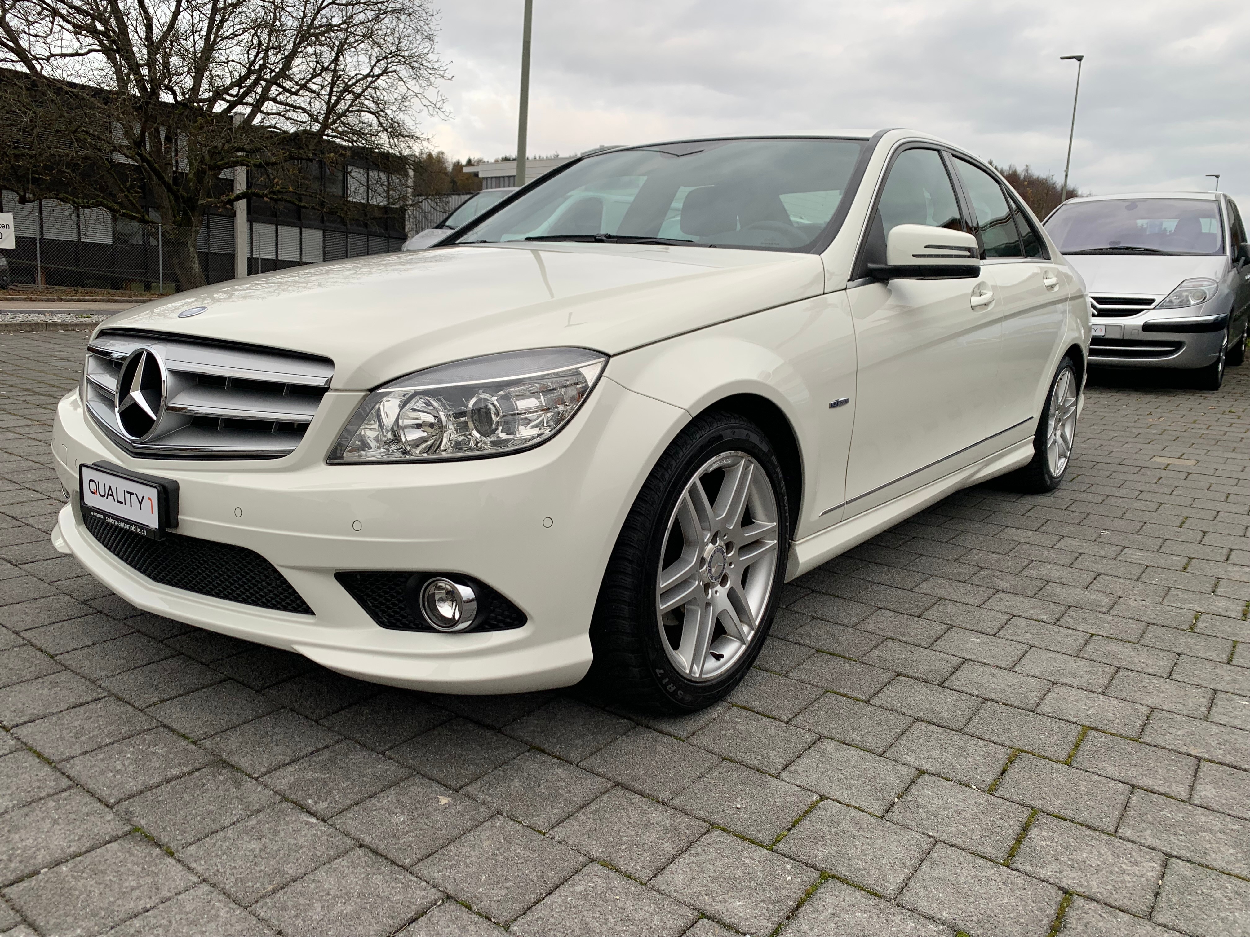 MERCEDES-BENZ C 200 CGI BlueEfficiency Avantgarde Automatic