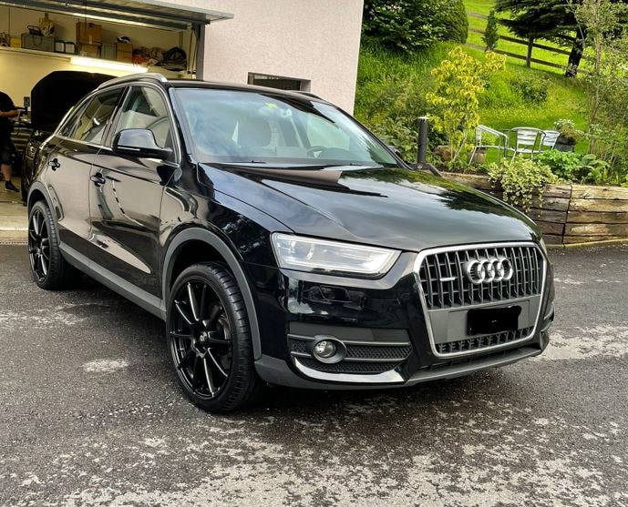 AUDI Q3 2.0 TFSI quattro S-tronic