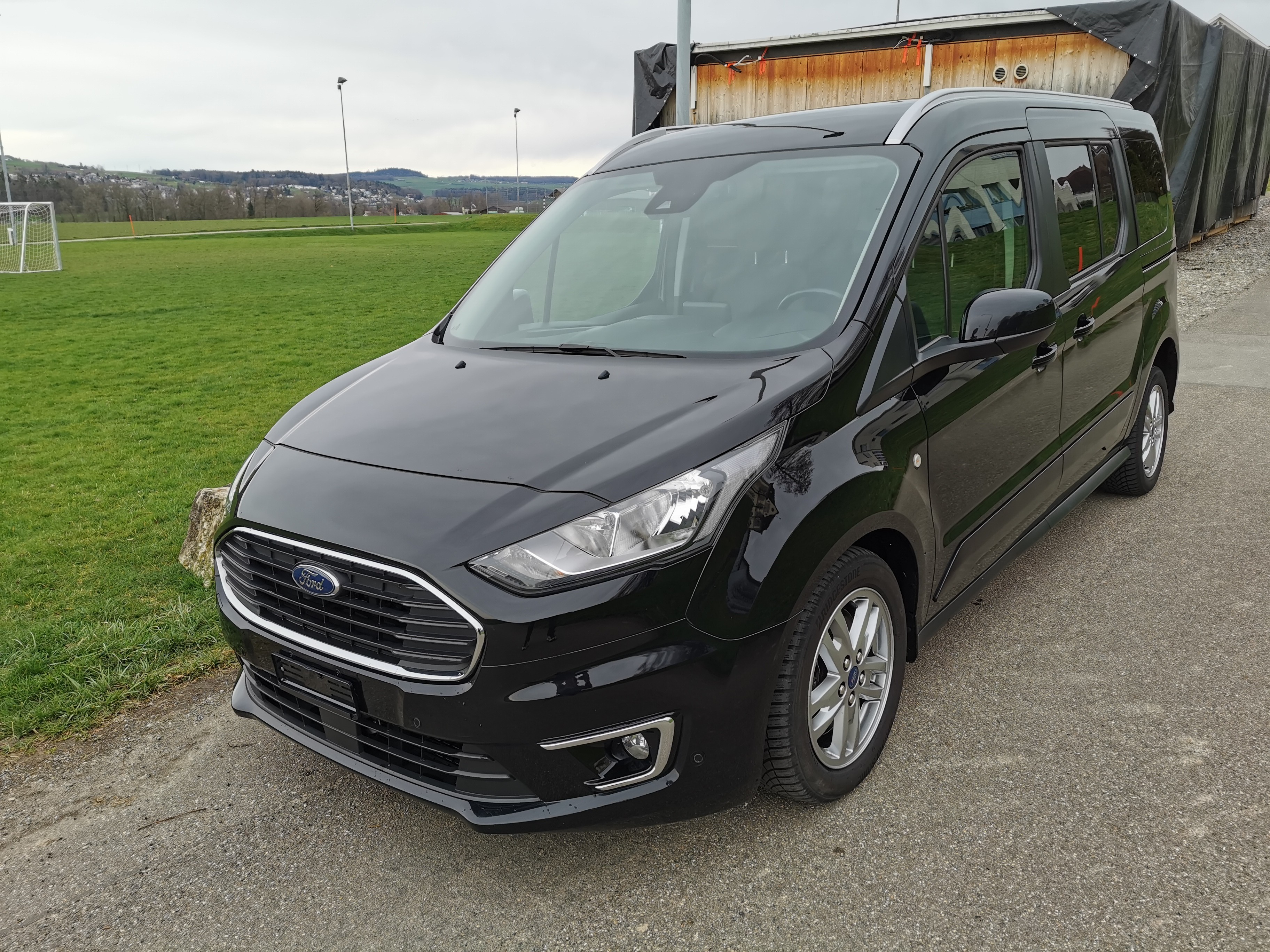 FORD Grand Tourneo Connect 1.5 EcoBlue Titanium Automat