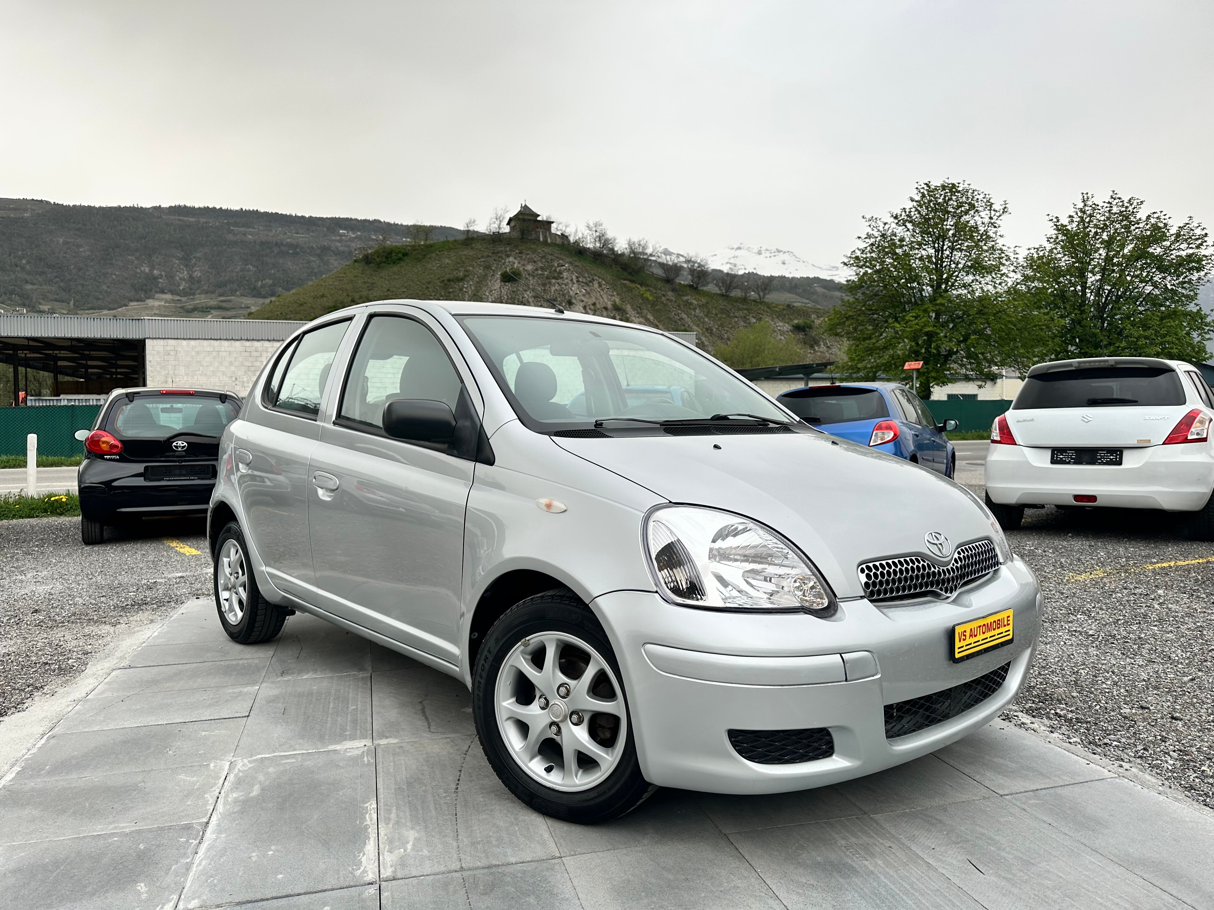 TOYOTA Yaris 1.3 Linea Sol