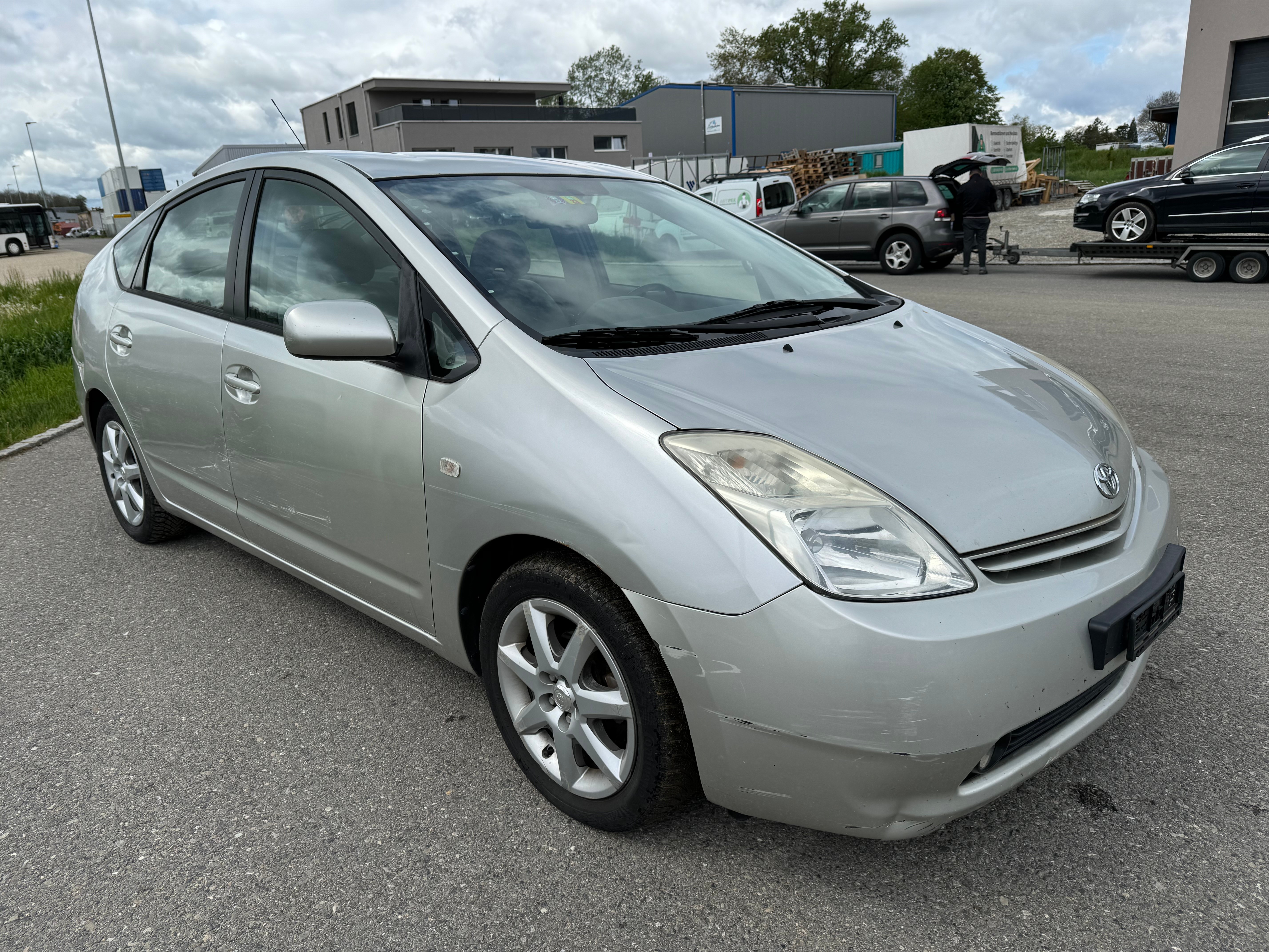 TOYOTA Prius 1.5 16V Hybrid