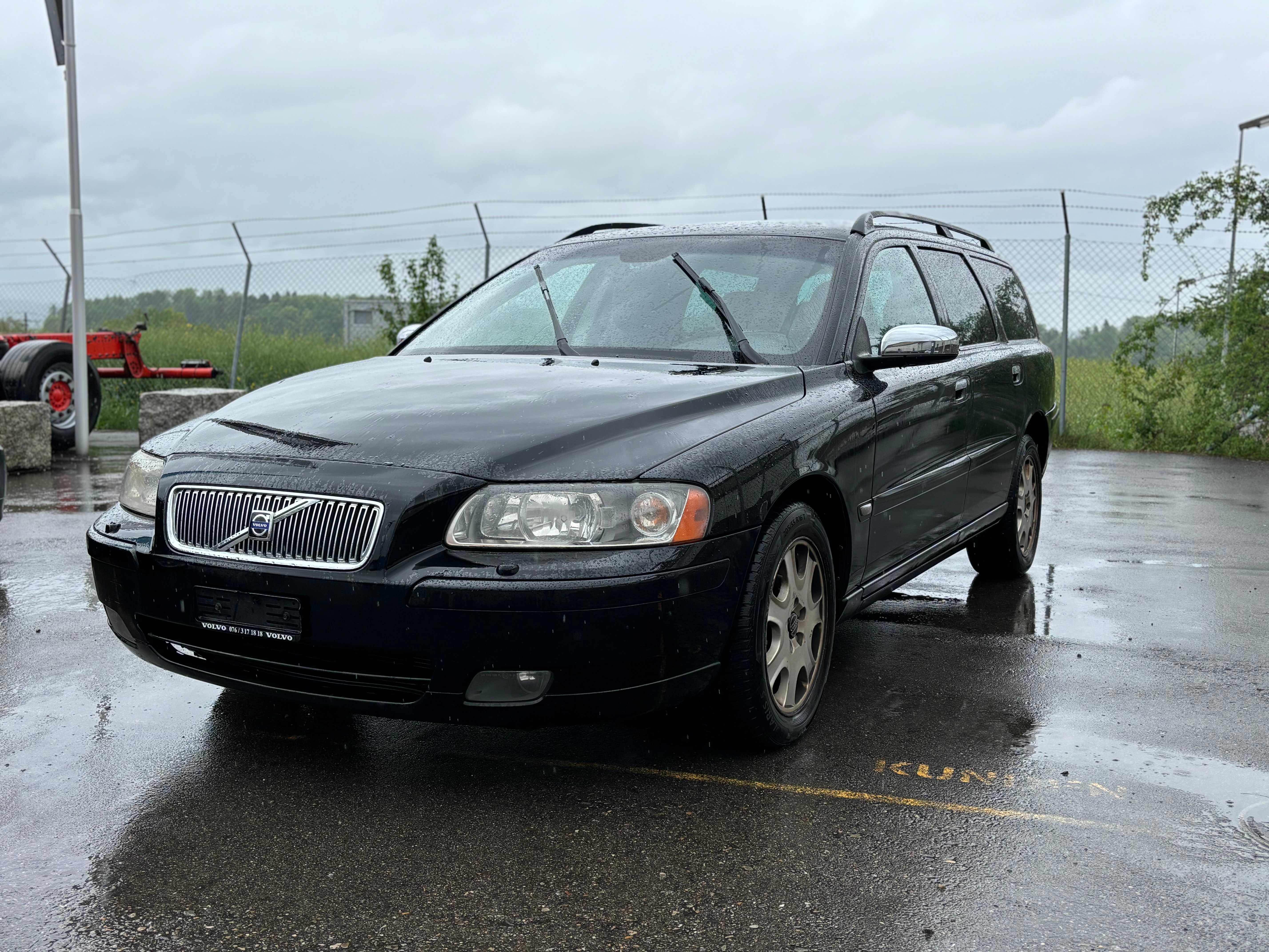 VOLVO V70 2.5T AWD Momentum