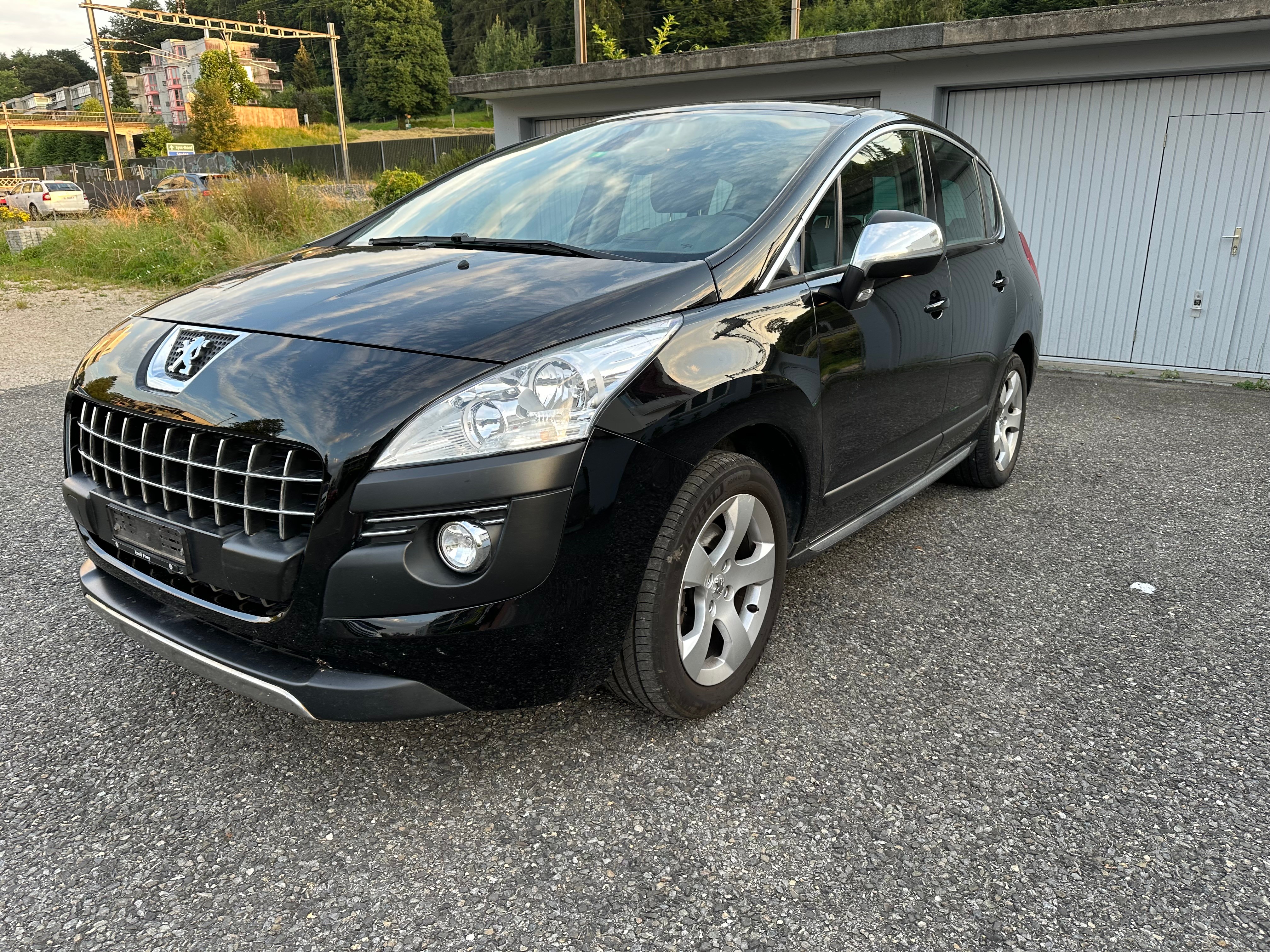 PEUGEOT 3008 1.6 16V T Sport