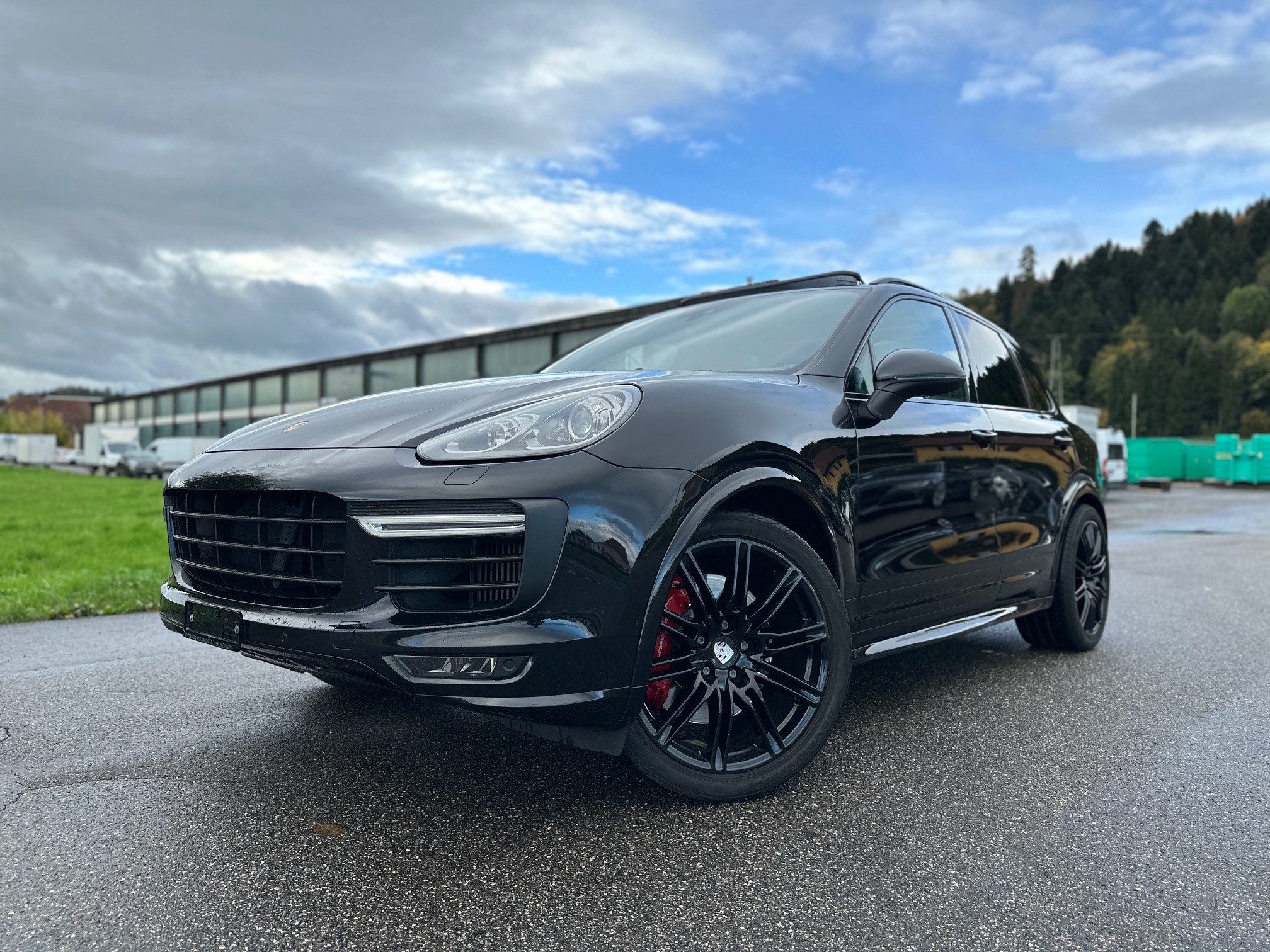 PORSCHE Cayenne GTS