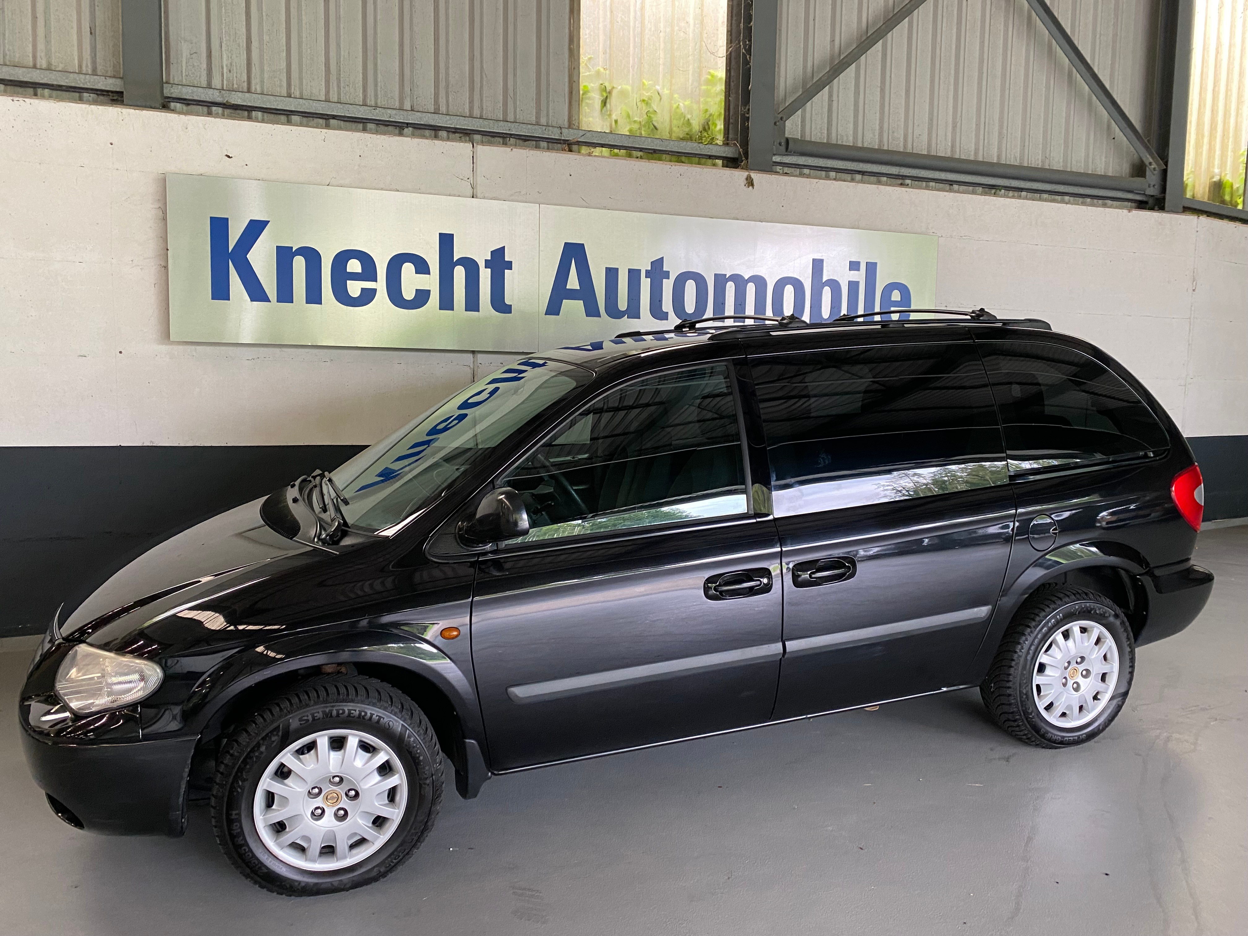 CHRYSLER Voyager 2.8 CRD SE Swiss Edition Automatic