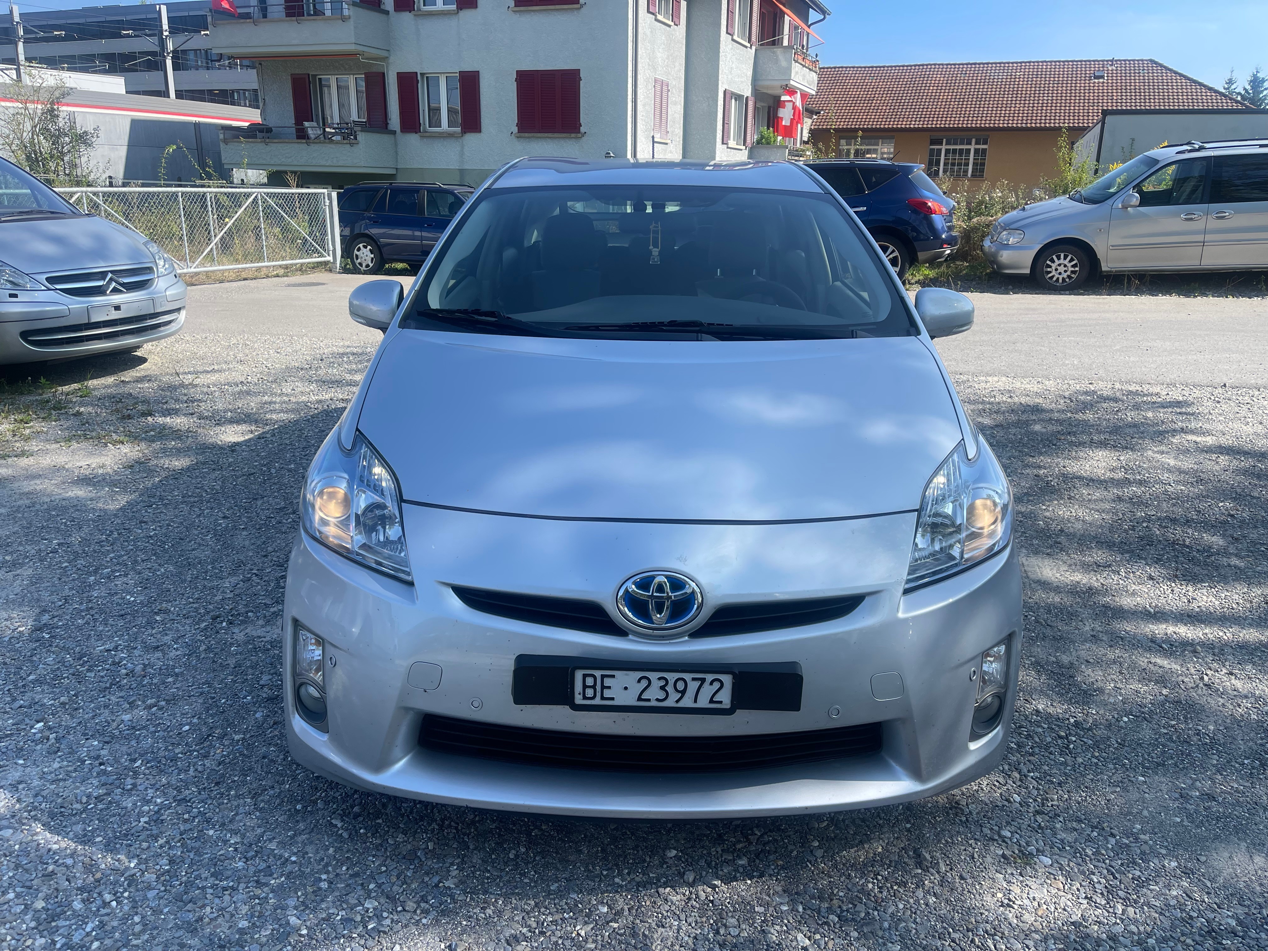 TOYOTA Prius 1.8 16V HSD Luna