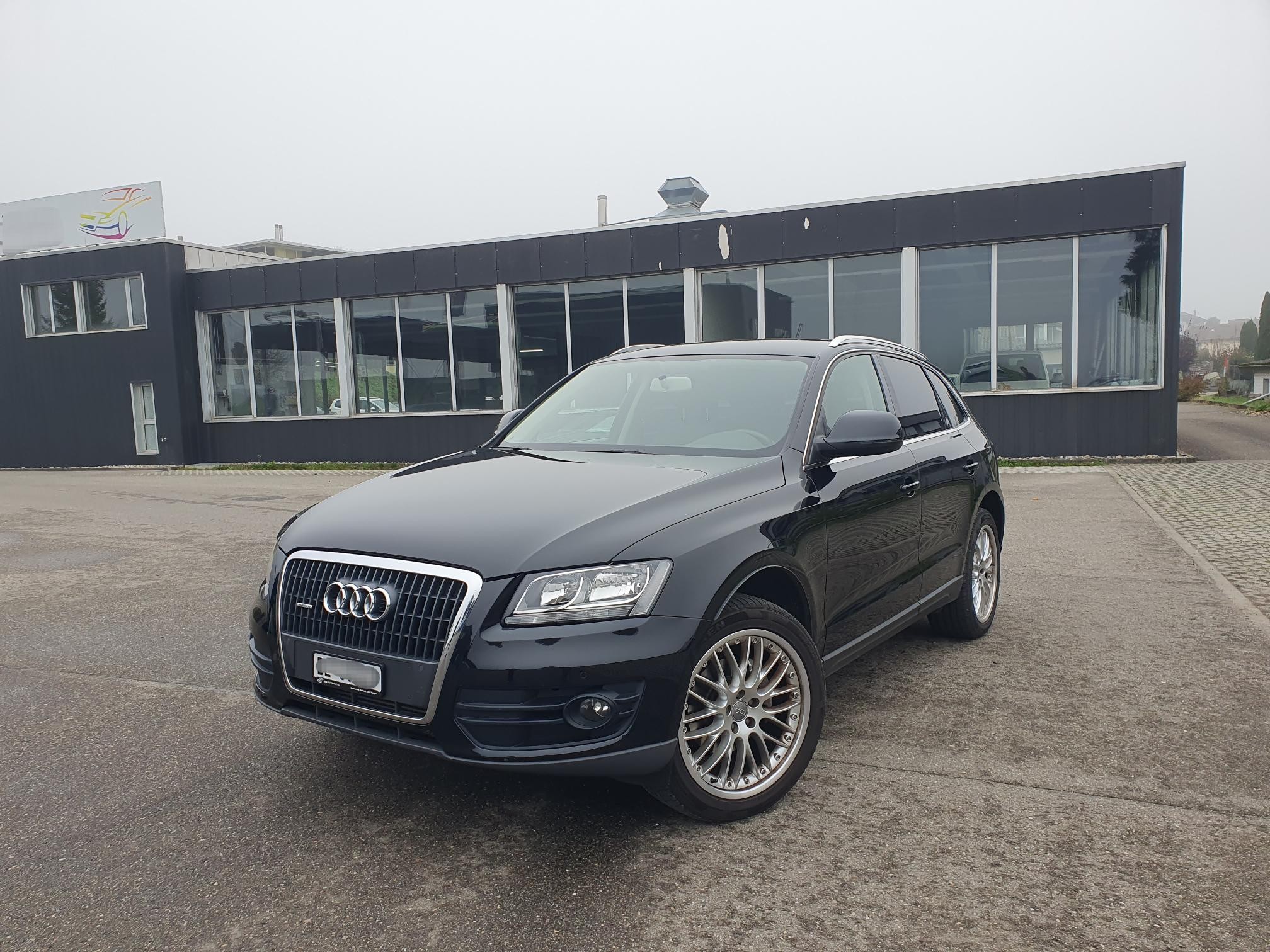 AUDI Q5 2.0 TDI quattro S-tronic