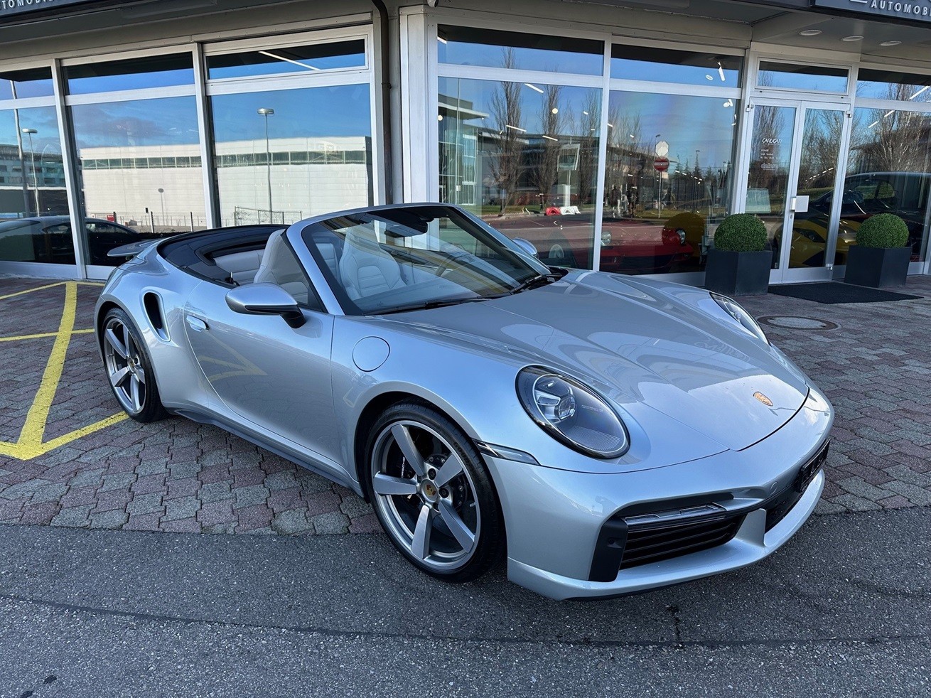 PORSCHE 911 Turbo S Cabriolet PDK