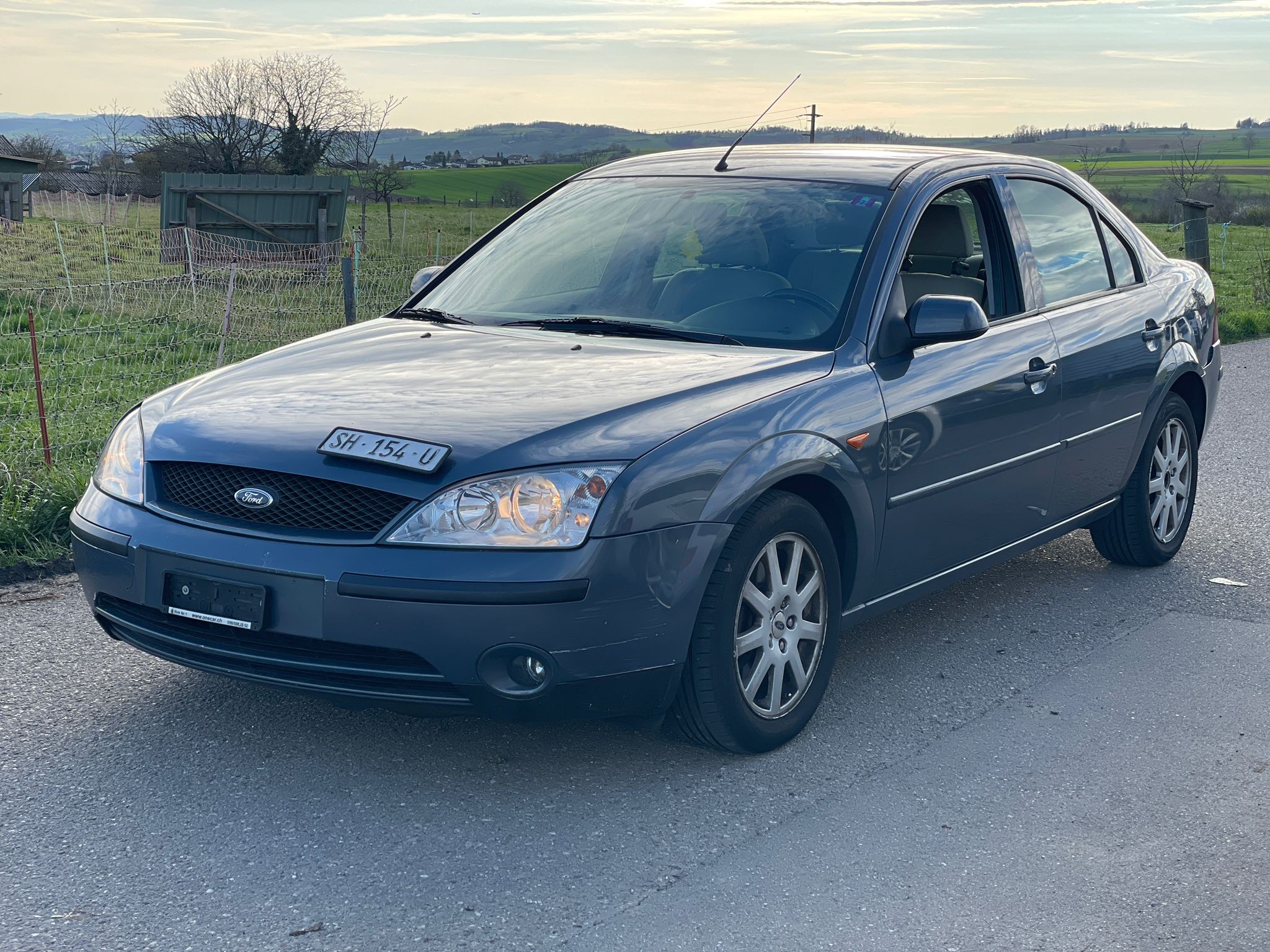 FORD MONDEO