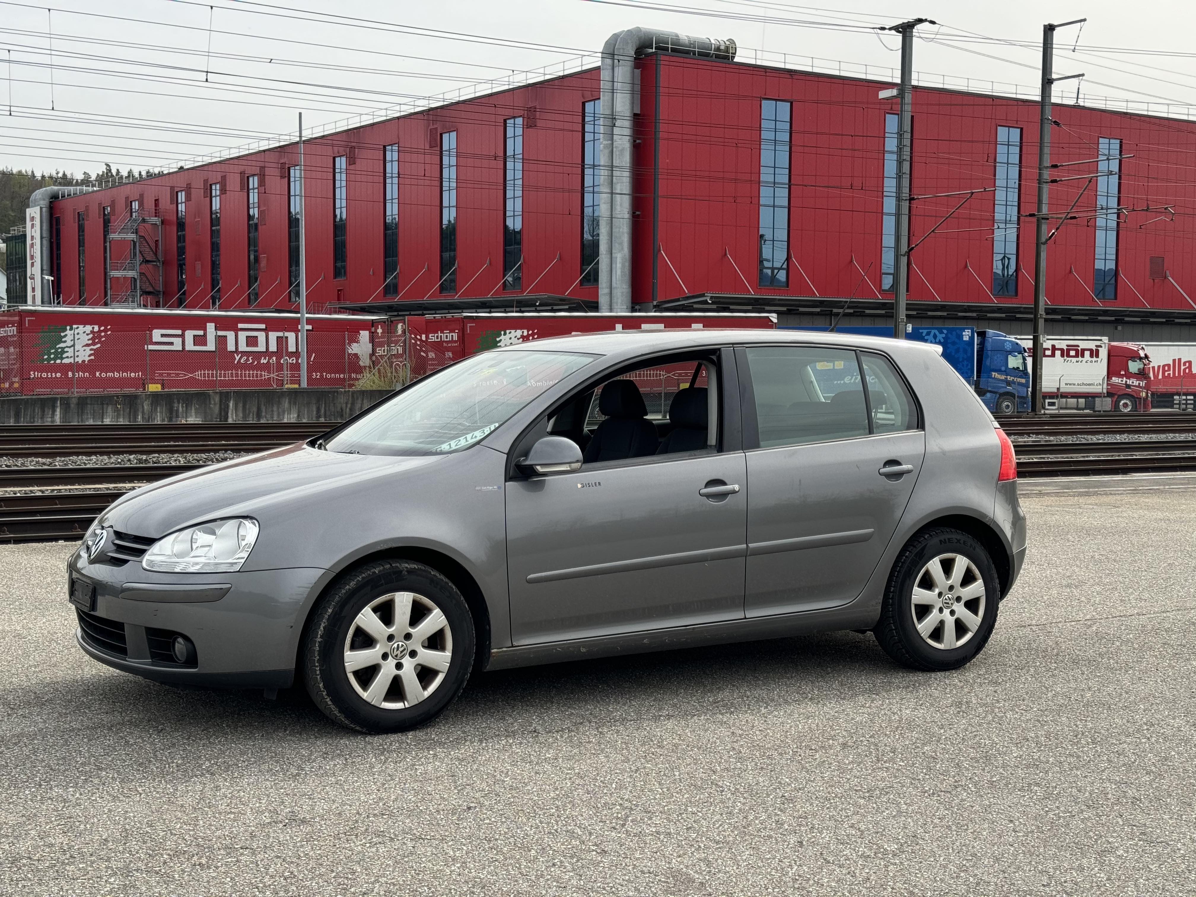 VW Golf 2.0 FSI Sportline 4Motion