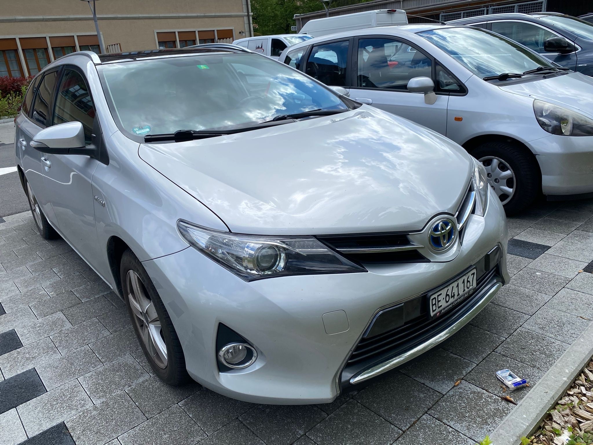 TOYOTA Auris Touring Sports 1.8 16V HSD Linea Luna