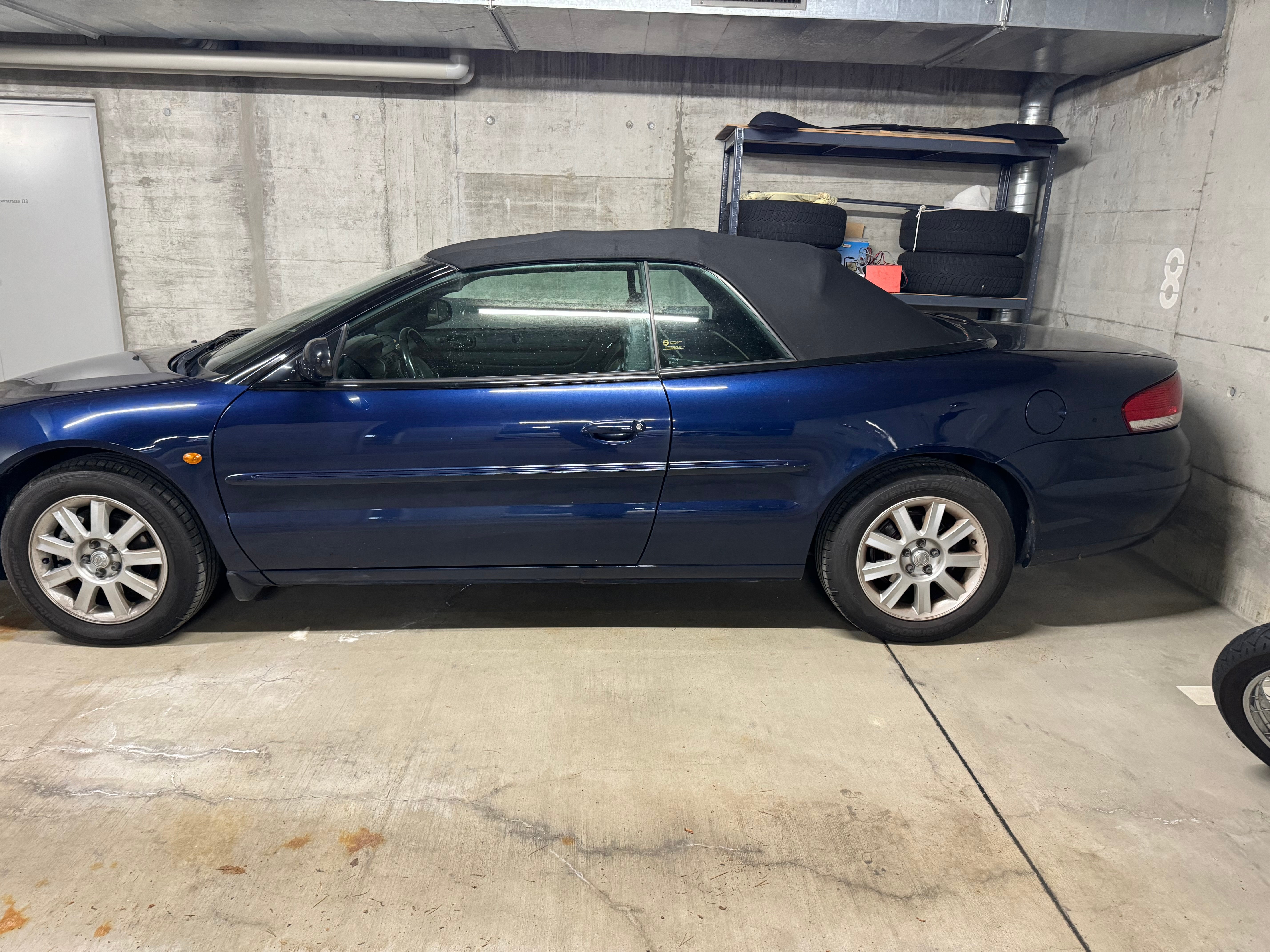 CHRYSLER Sebring 2.7 V6 Touring (LX)